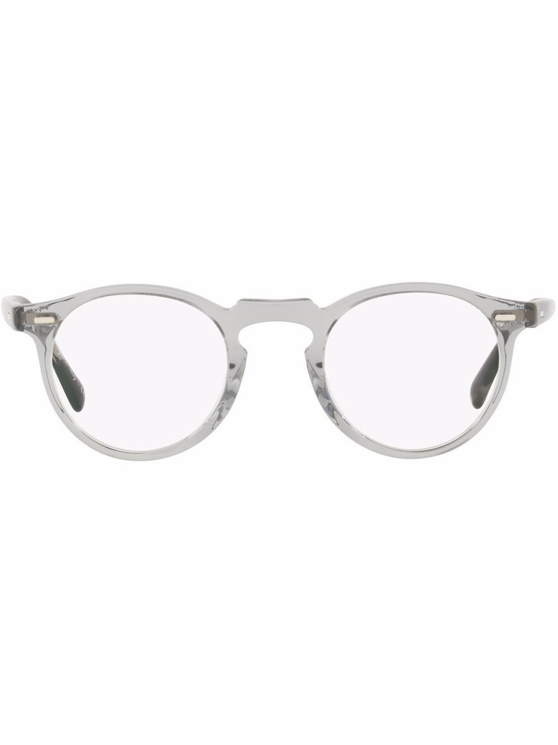 Gregory Peck round-frame glasses 1