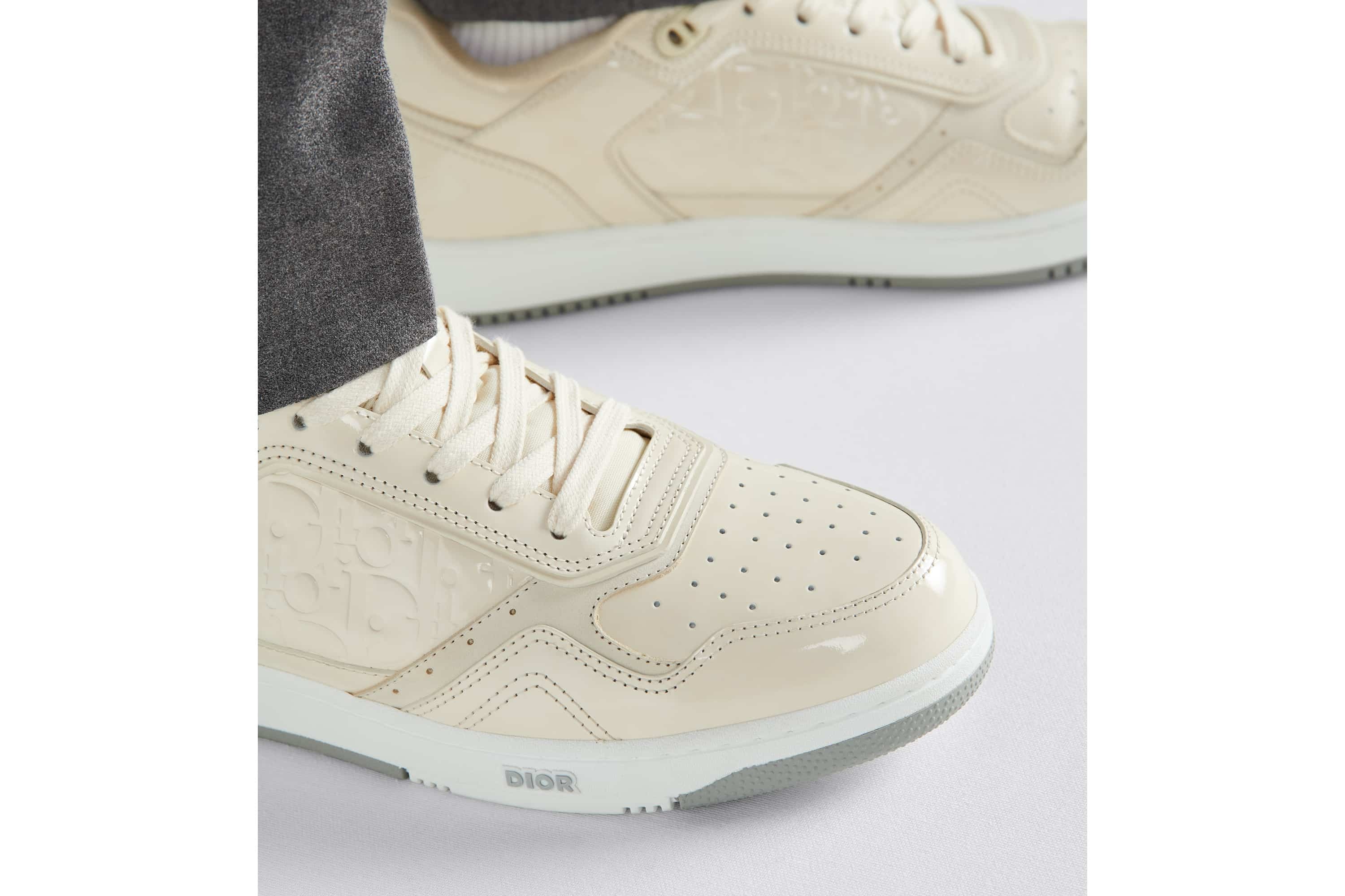 B27 Low-Top Sneaker - 9