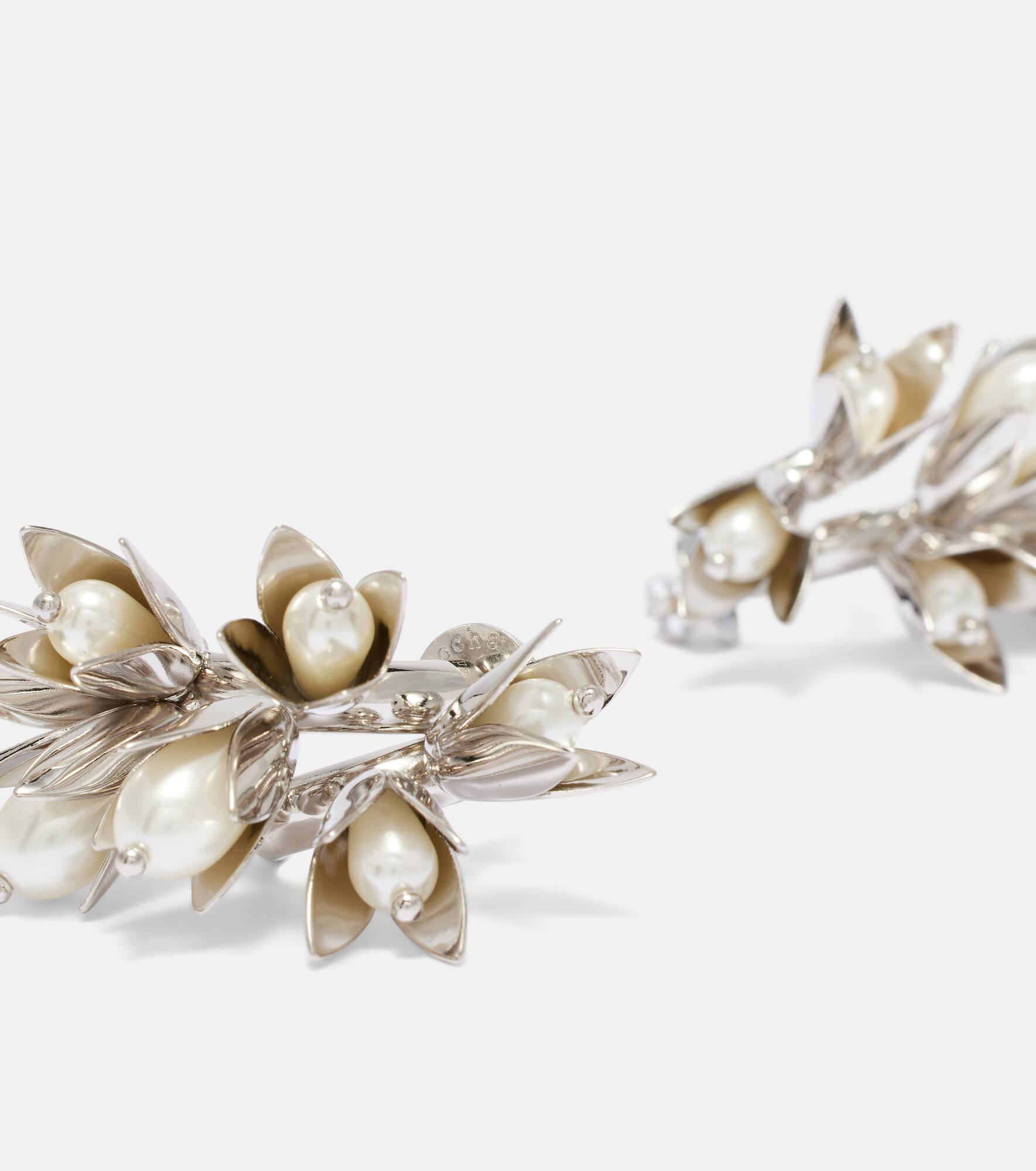 Floral faux pearls hoop earrings - 3