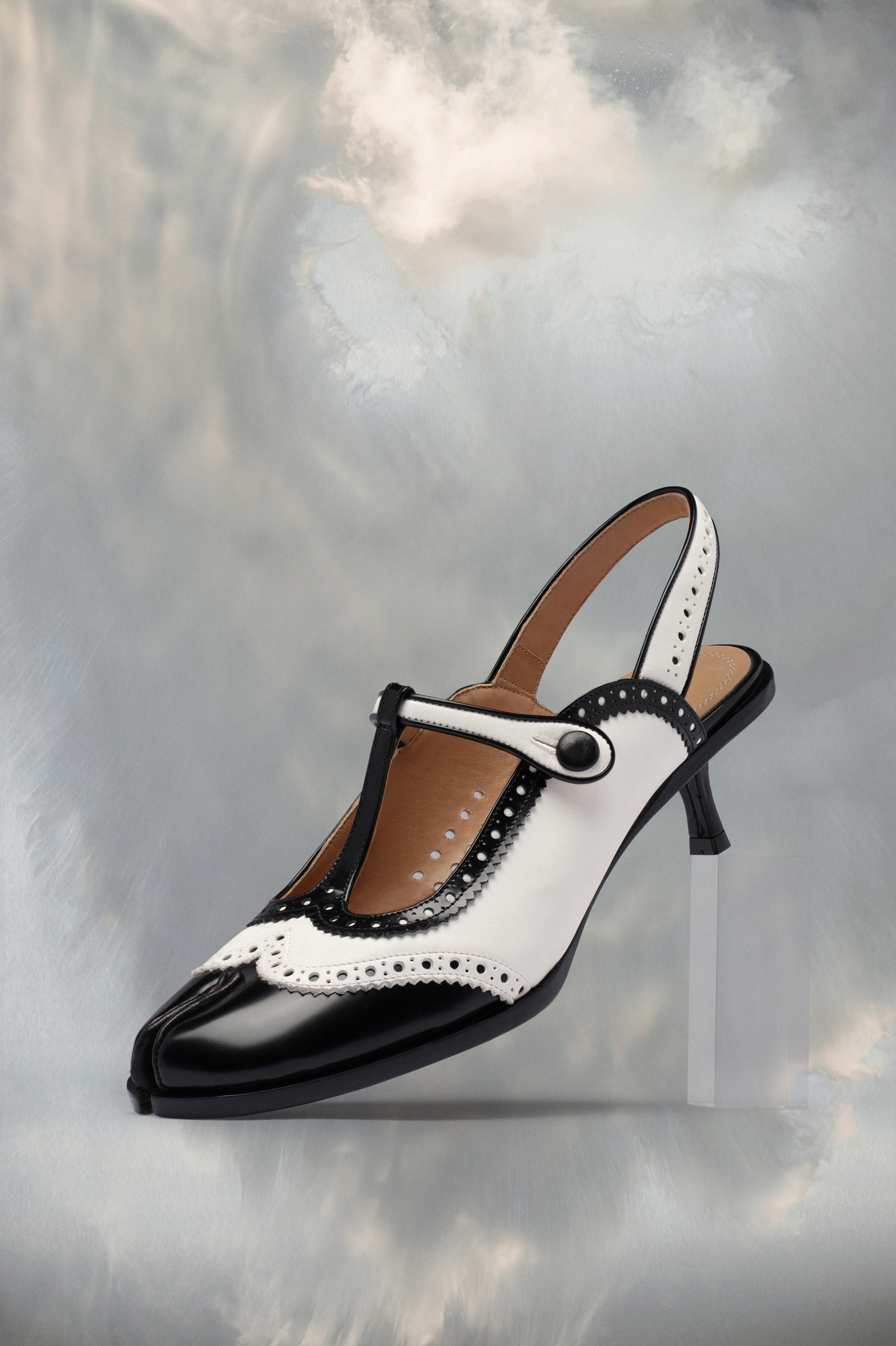 Maison Margiela Tabi slingback shoe | REVERSIBLE