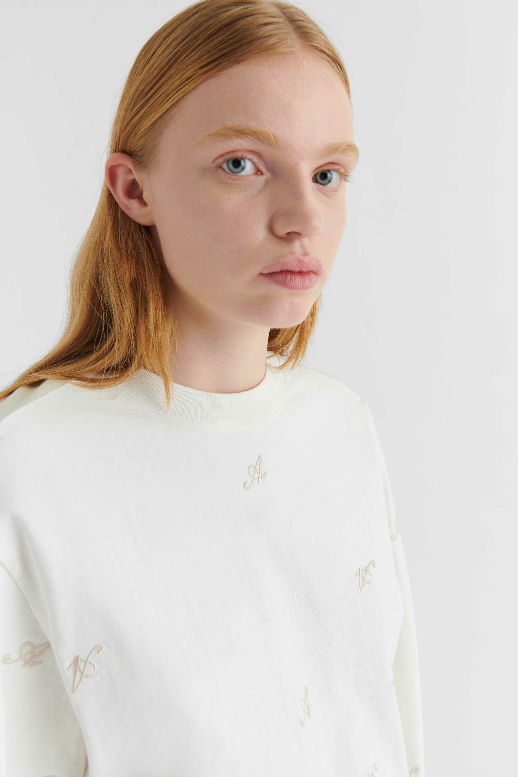 Trace Long-Sleeve T-Shirt - 6