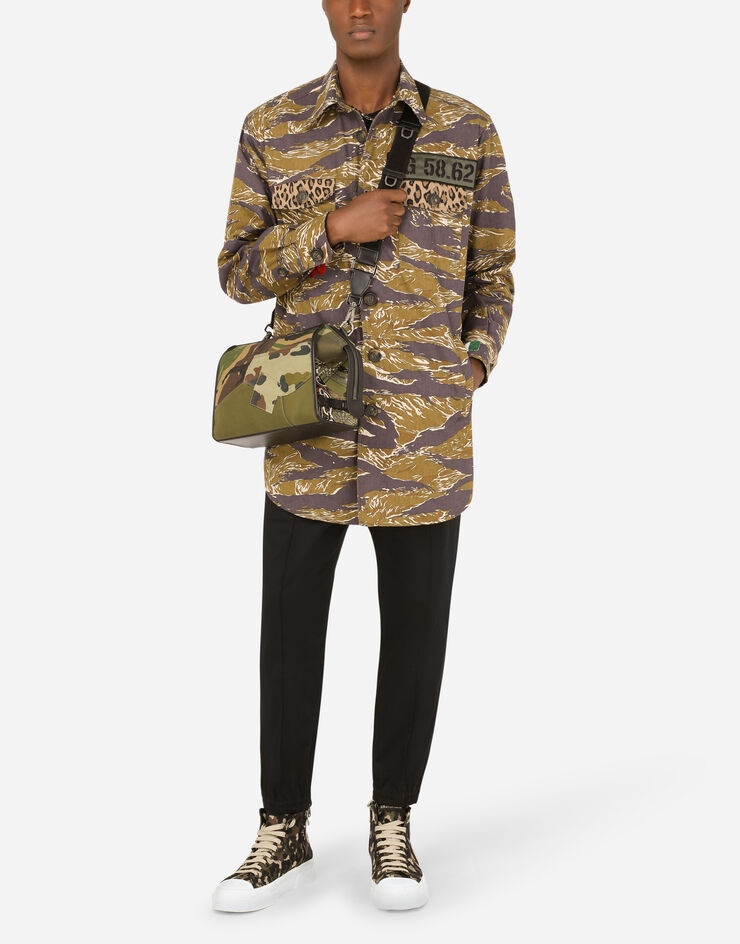 Camouflage-print cotton shirt with patch - 6