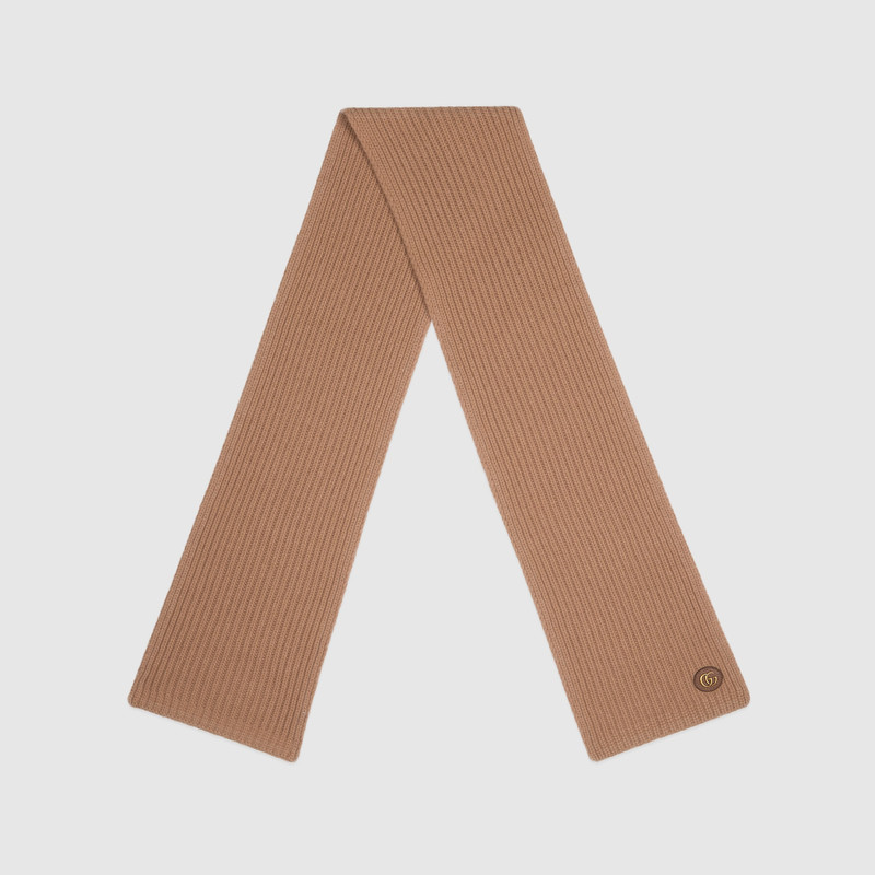 GUCCI Knit wool scarf with patch outlook