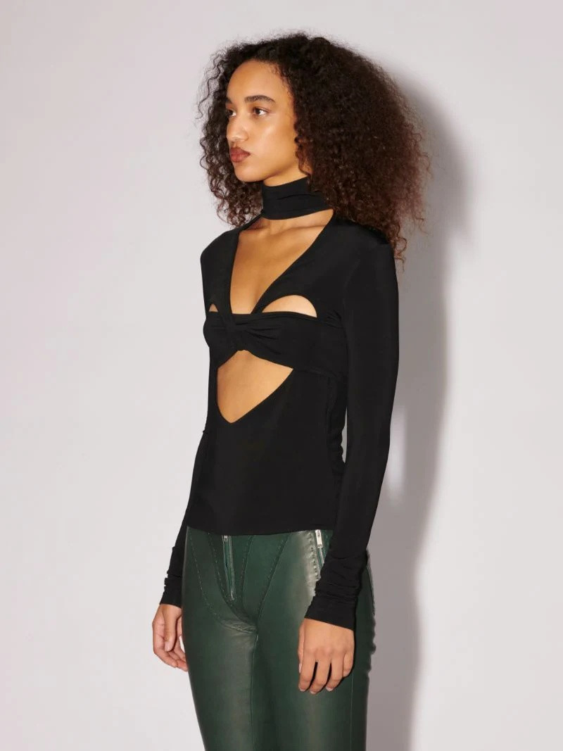 HEART SHAPED TURTLENECK TOP 5