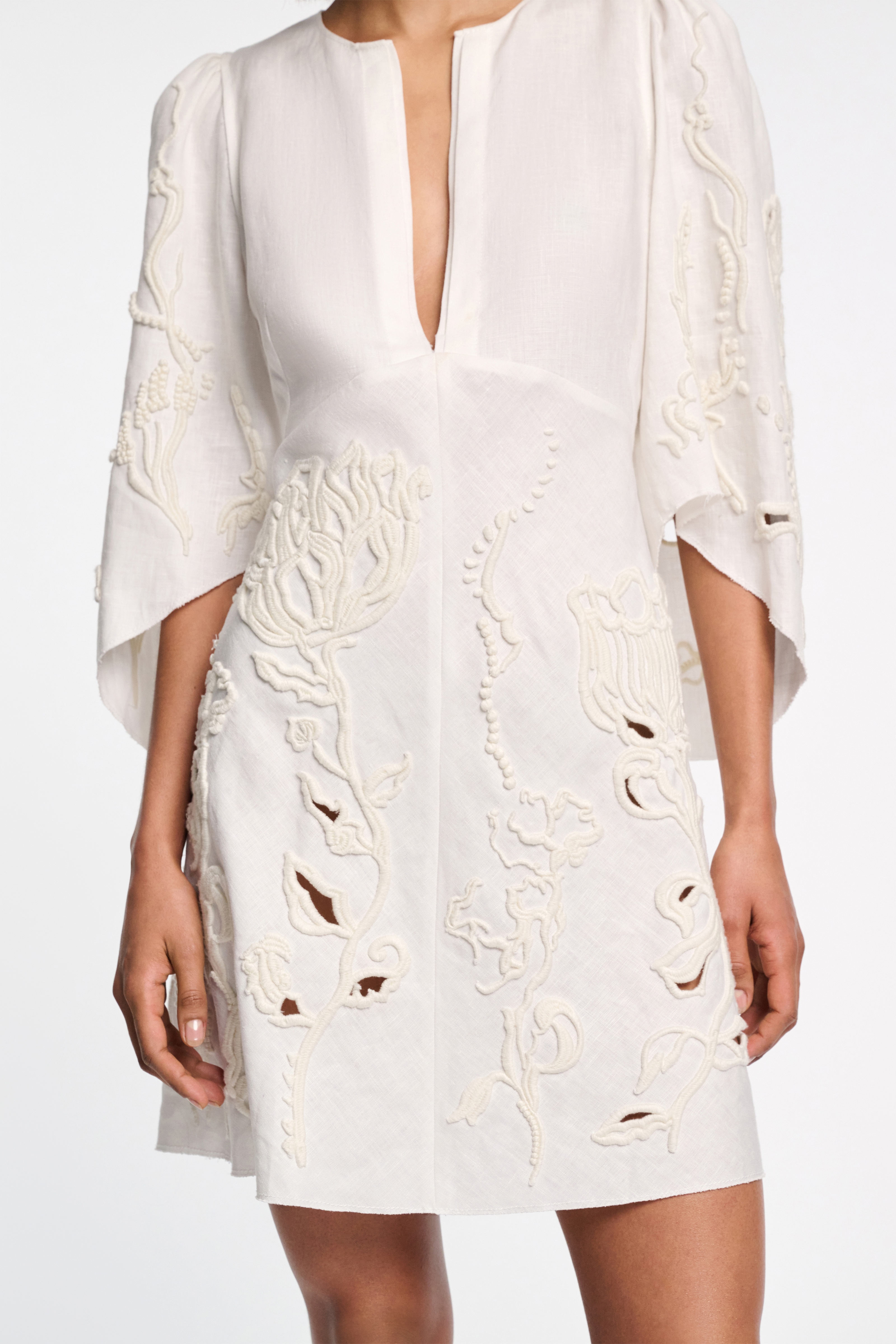 EMBROIDERED BEAUTY dress - 5