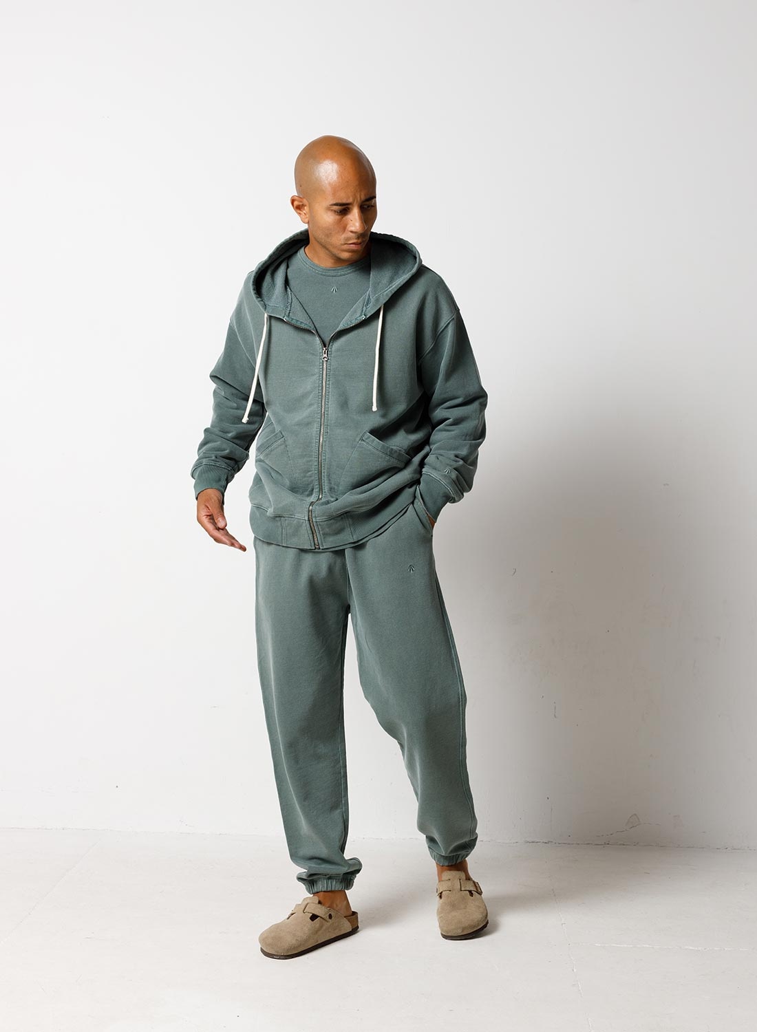 Embroidered Arrow Sweat Pant in Sports Green - 4