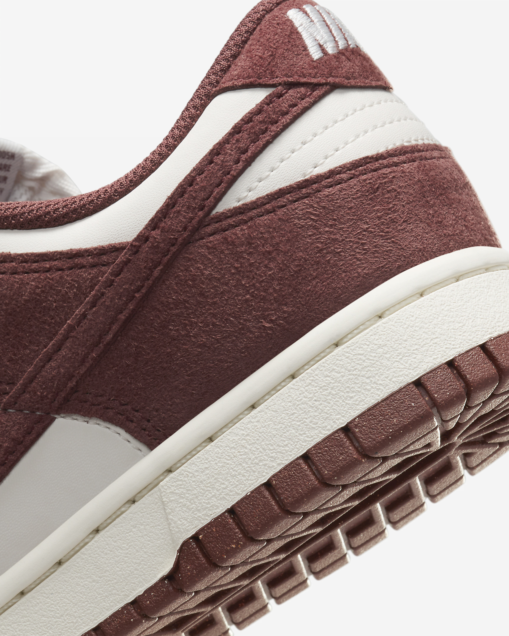 Nike Dunk Low Women's Shoes - 8