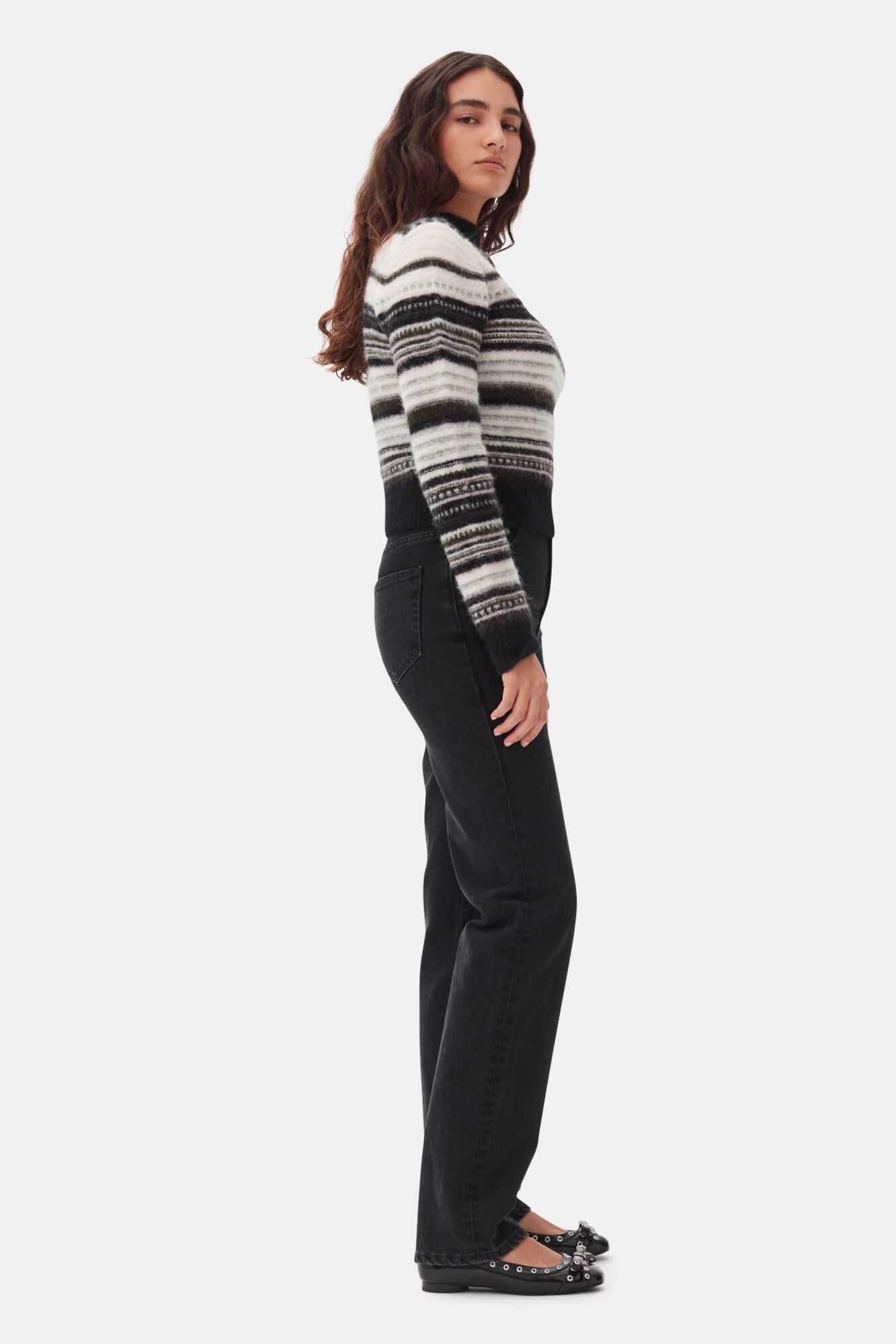 STRIPED O-NECK SWEATER - 4