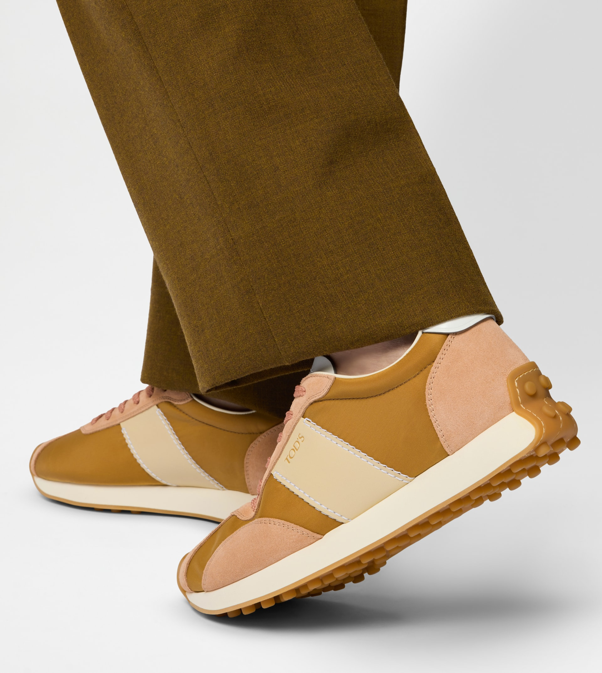 SNEAKERS IN LEATHER AND TECHNICAL FABRIC - PINK, BROWN, BEIGE, WHITE - 6