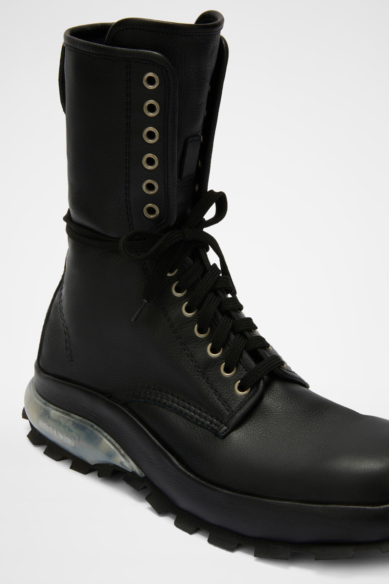 Lace-Up Boots 6