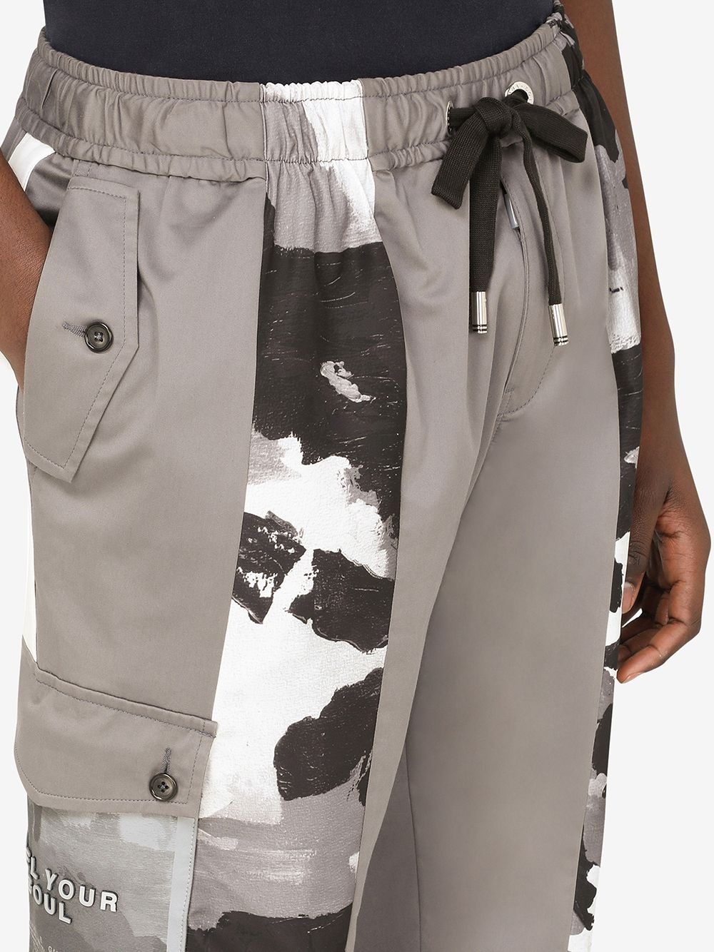 camouflage-panelled cargo trousers - 5