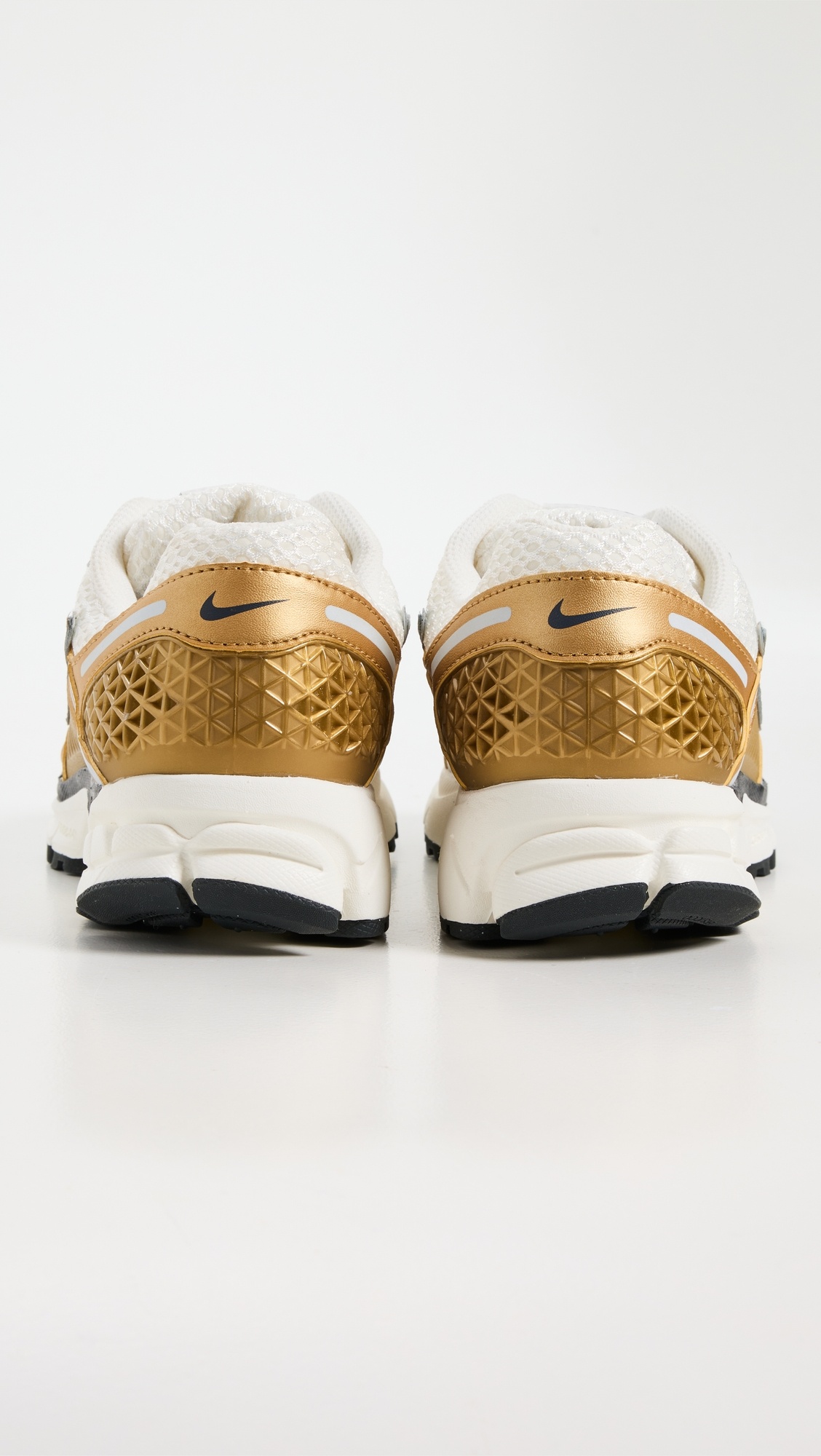 Nike Zoom Vomero 5 Gold Sneakers - 3