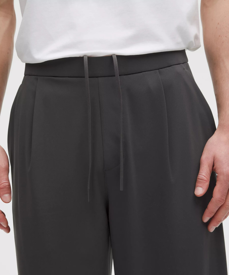 Men's Daydrift Relaxed-Fit Pleated Trouser *Short 5