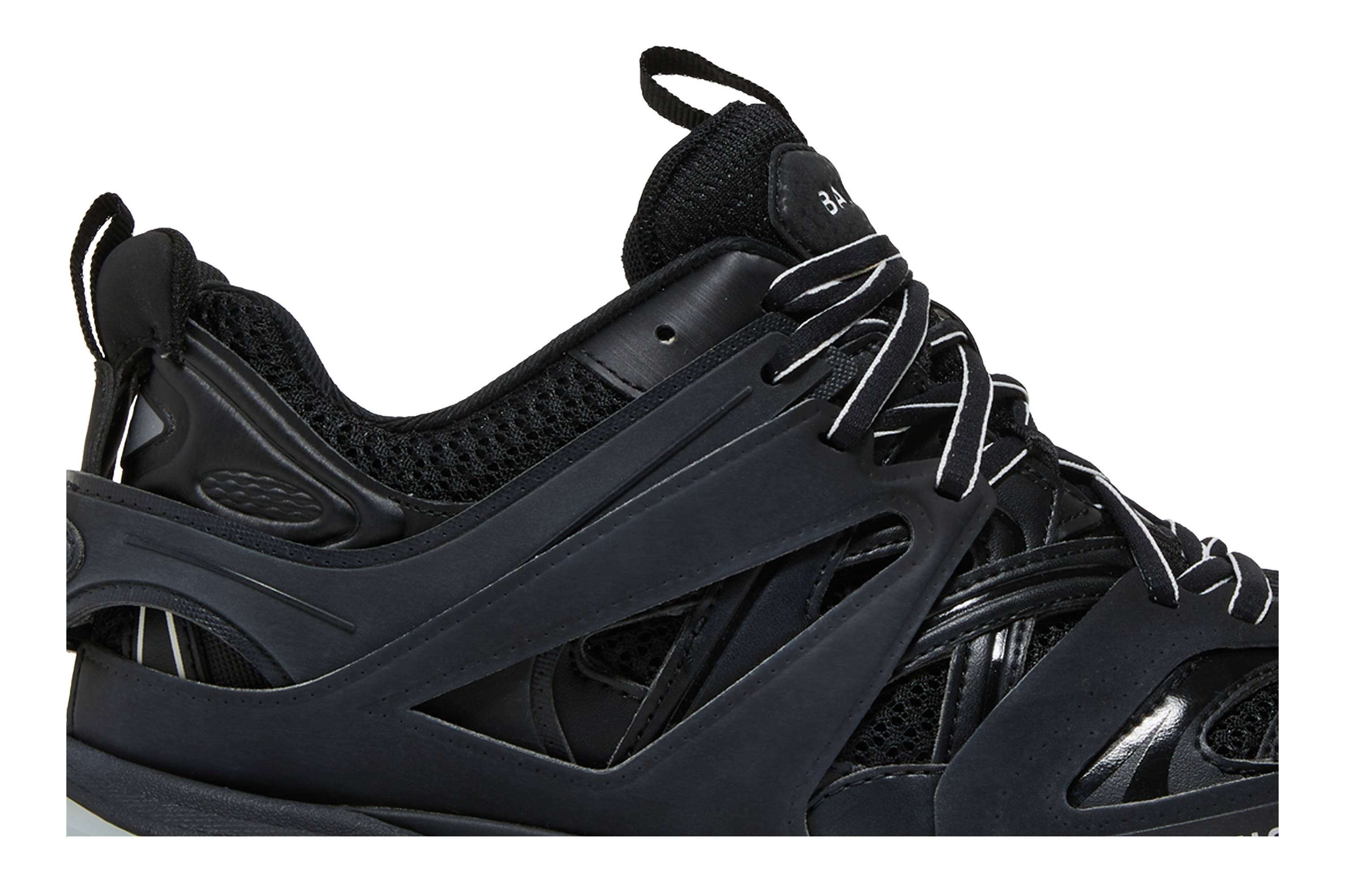 スニーカー BALENCIAGA Balenciaga Sneakers Black (825418 WDTSC1000) Women's Circuit Sneaker in Black | Balenciaga US
