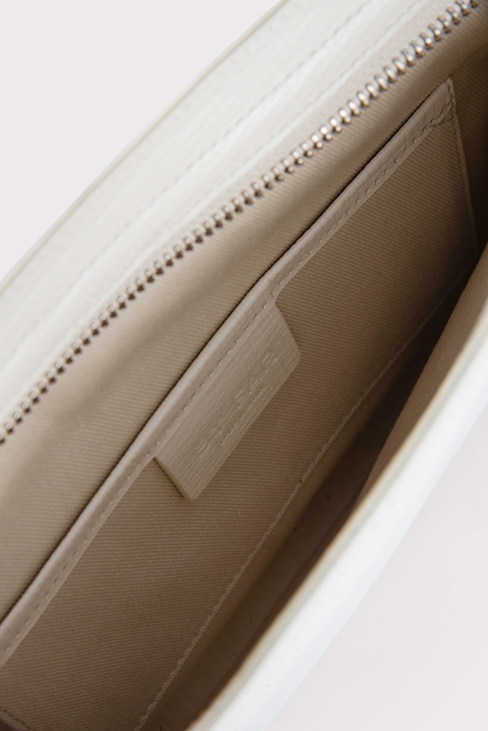 Issa White Embossed leather - 6