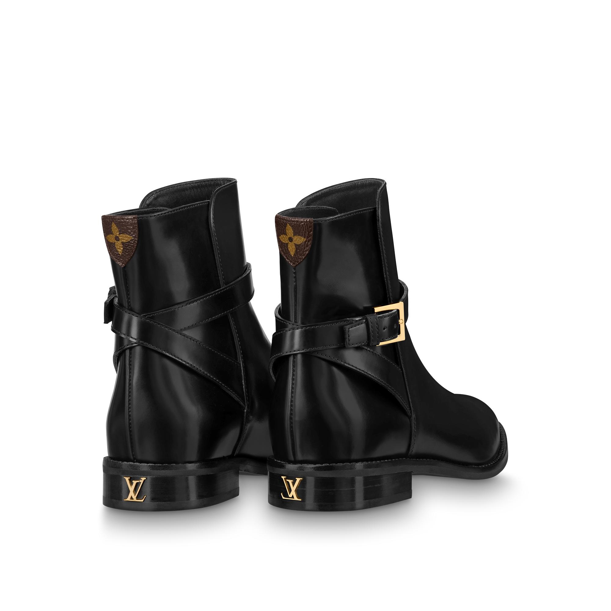 Suit Ankle Boot - 5
