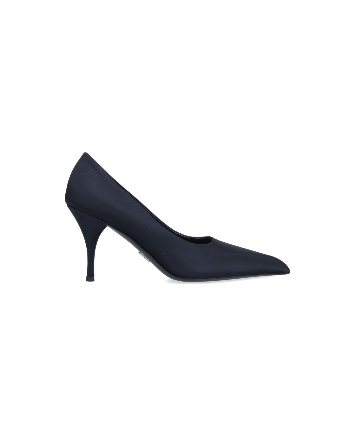 Pumps With Logo - 1
