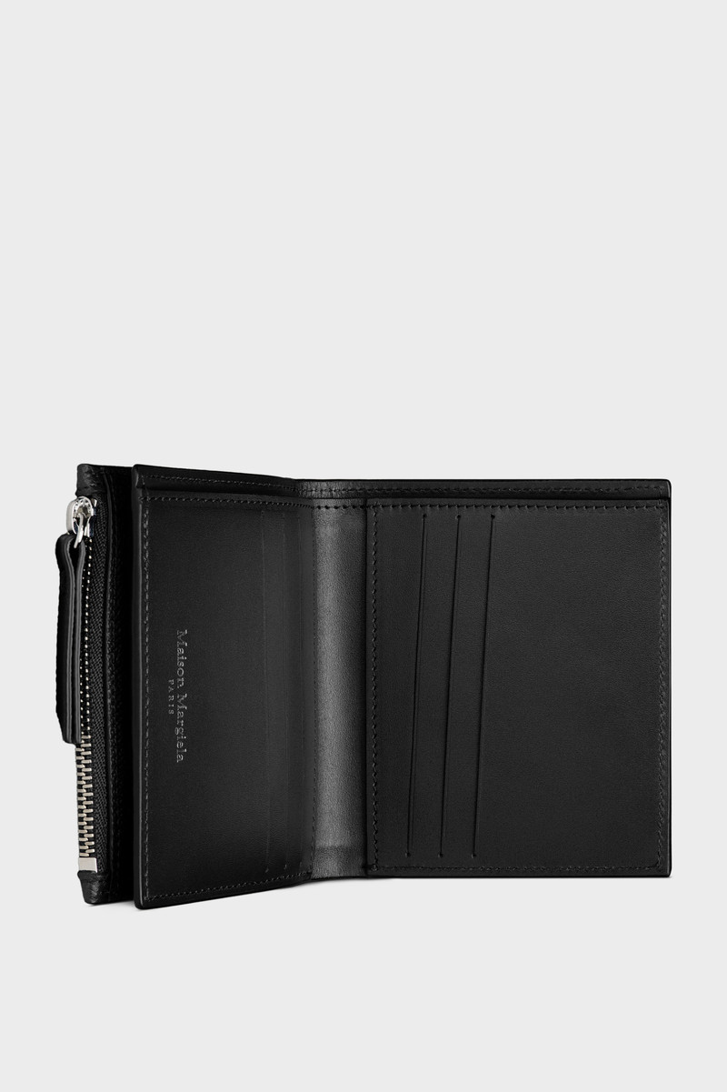 Four stitches wallet 2