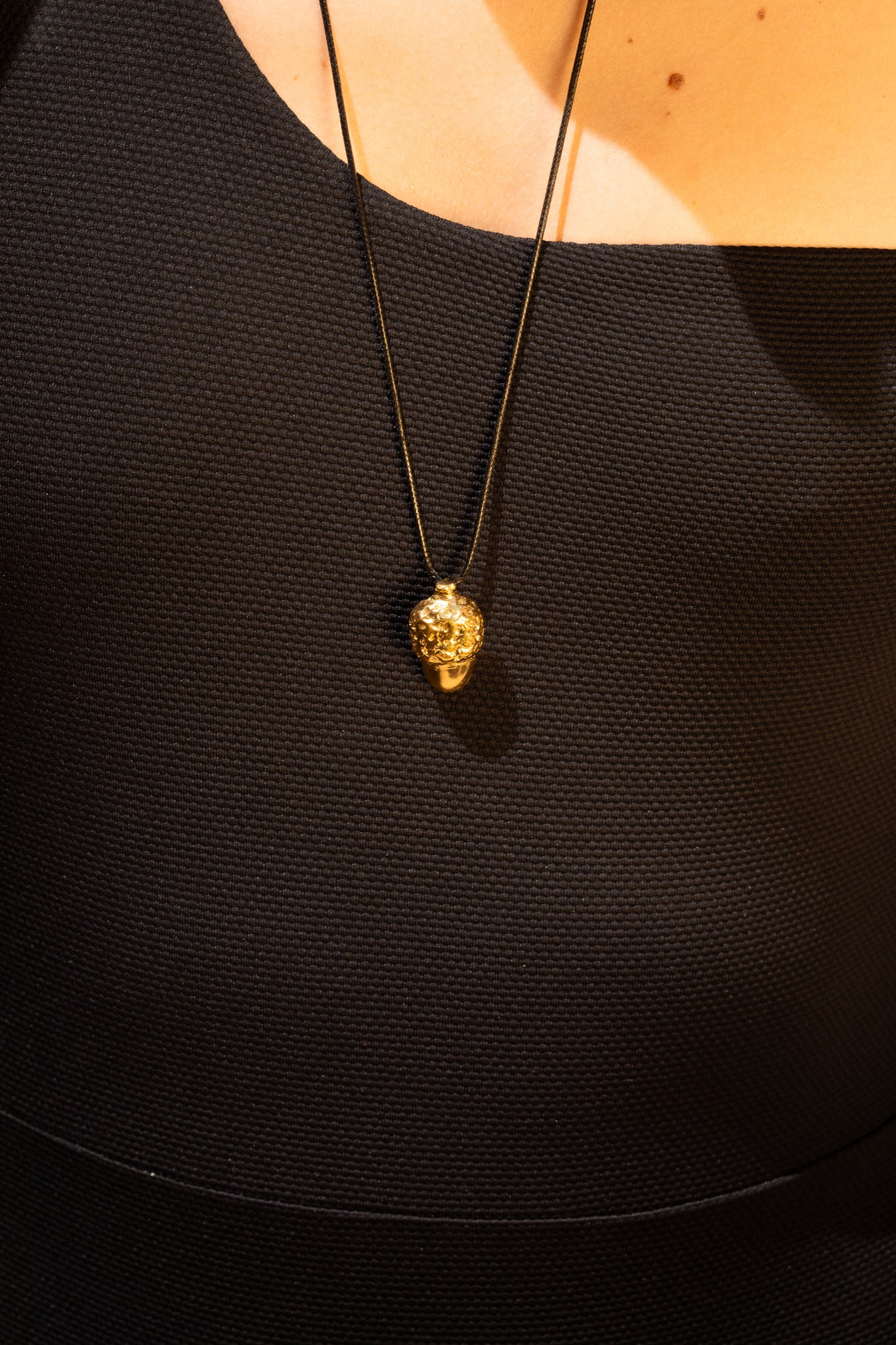 Acorn Pendant - One&Only Kéa Island Design Exclusive - 3