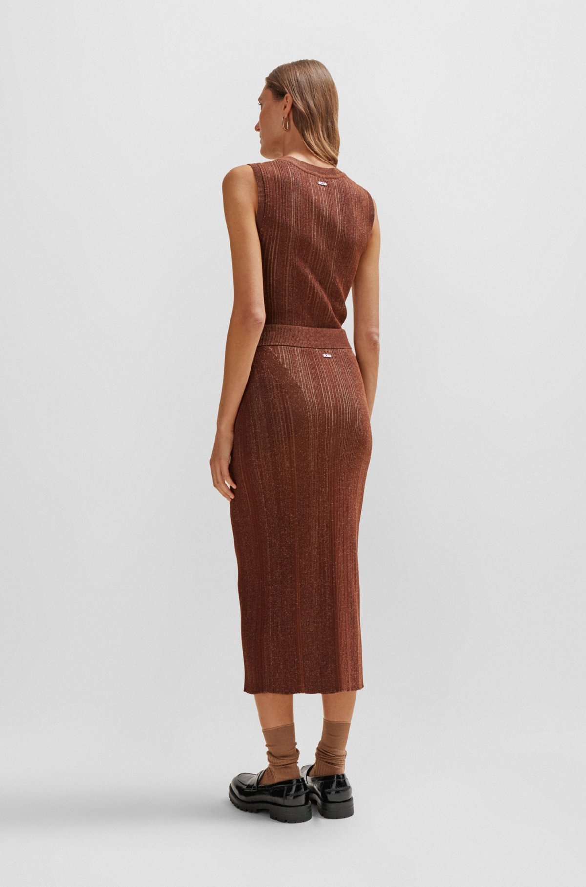 KNITTED PENCIL SKIRT WITH RIBBED STRUCTURE - 4