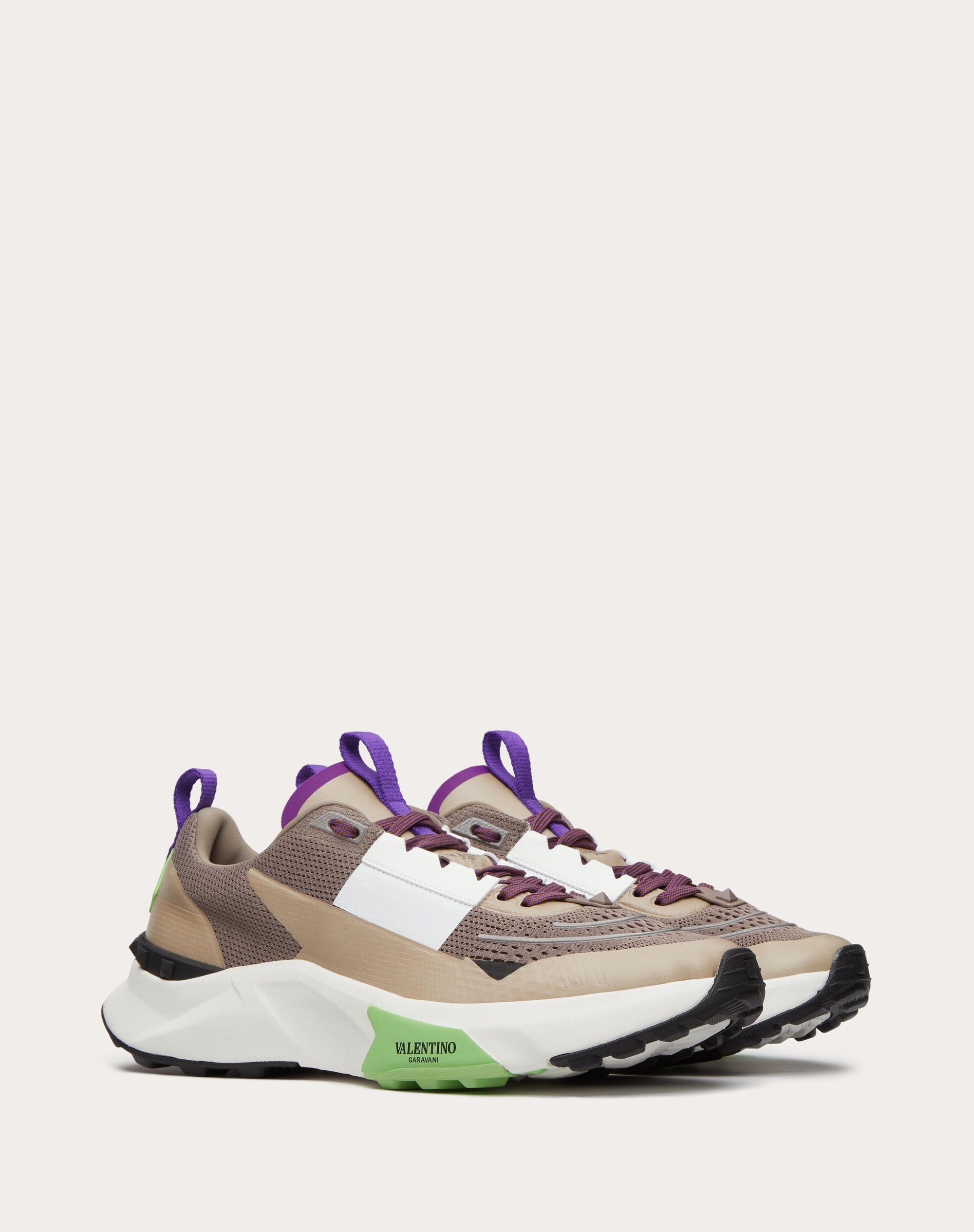TRUE ACT LOW TOP SNEAKER IN MESH AND RUBBERIZED FABRIC - 2