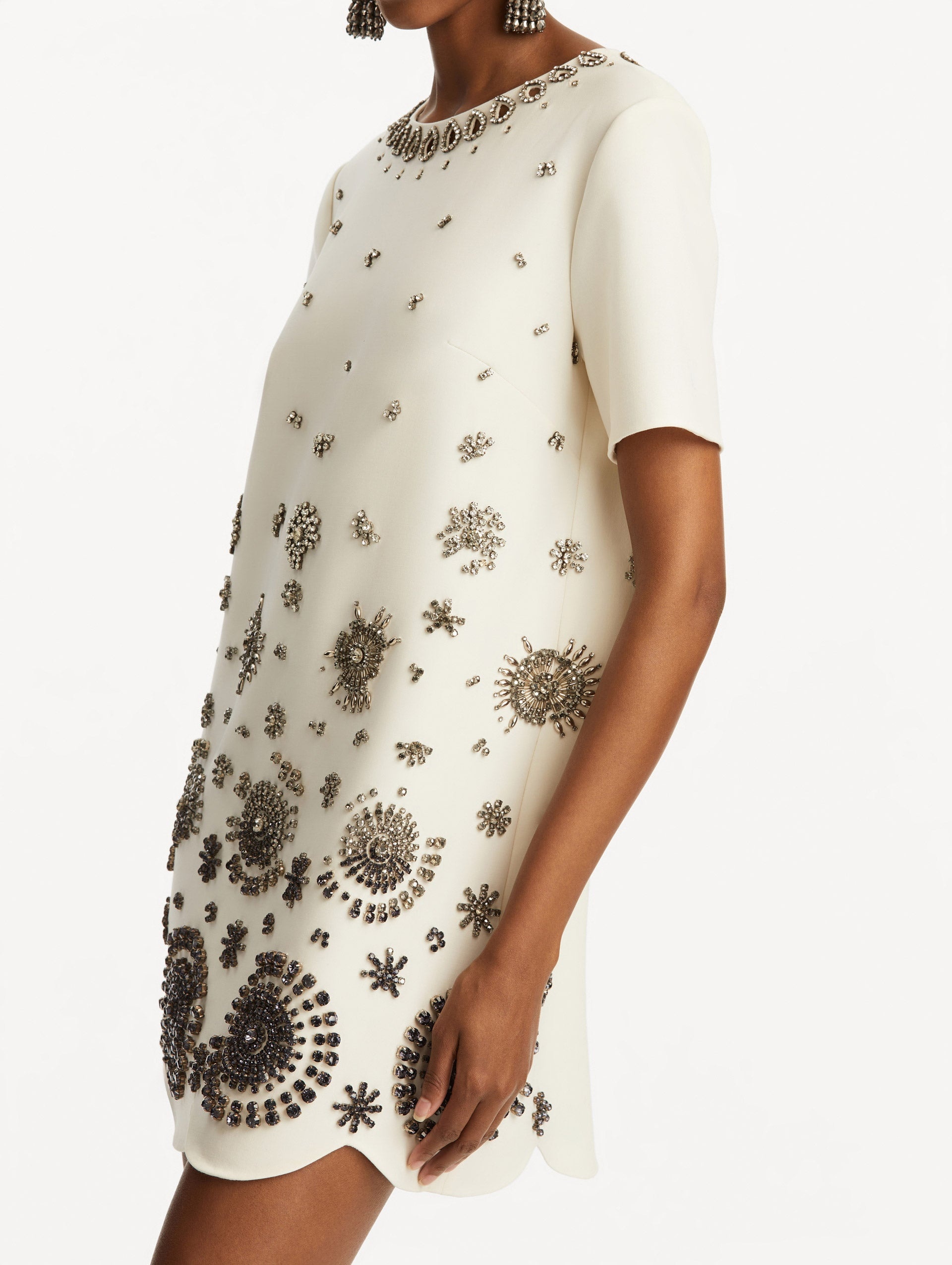 CRYSTAL MEDALLION SHIFT DRESS - 5
