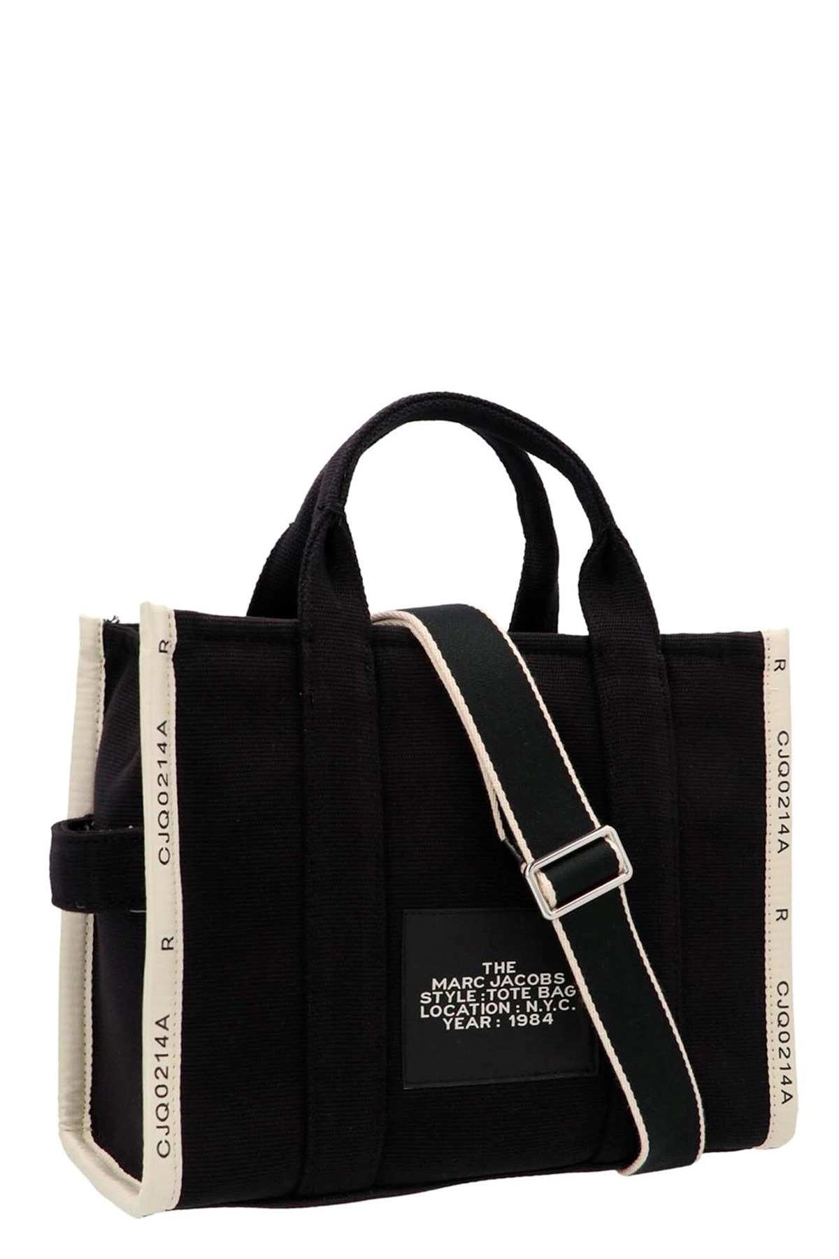 Shopping 'The Jacquard Medium Tote' - 3