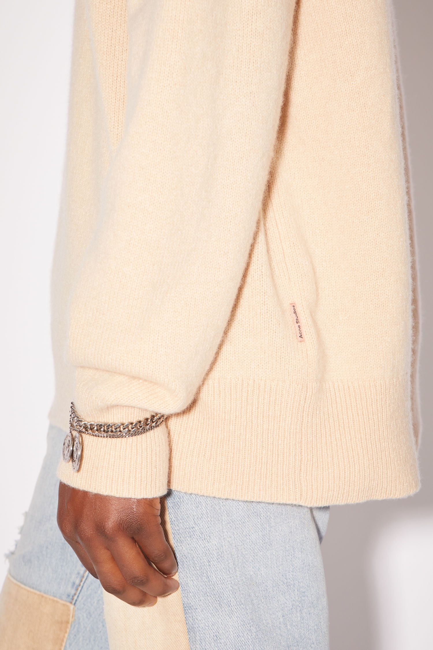 V-neck sweater - Biscuit beige - 5