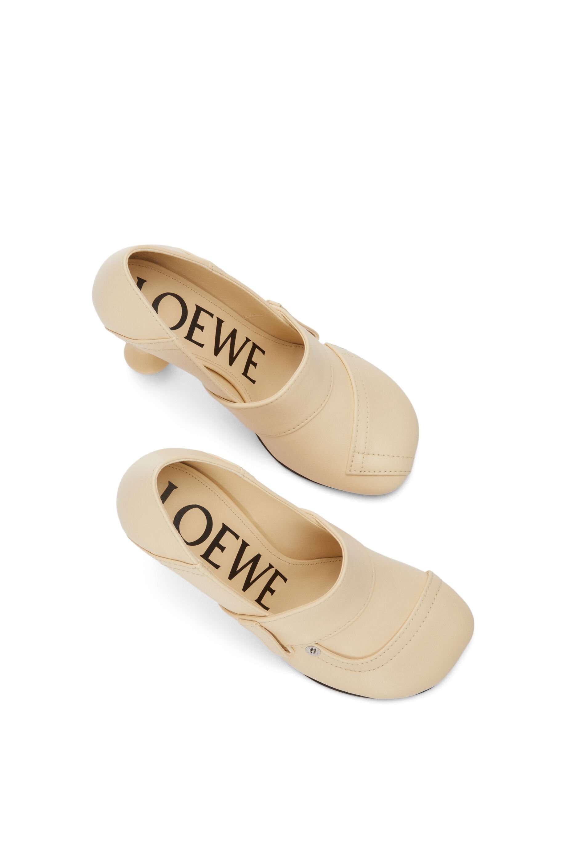 Loewe Toy pump in lambskin | REVERSIBLE
