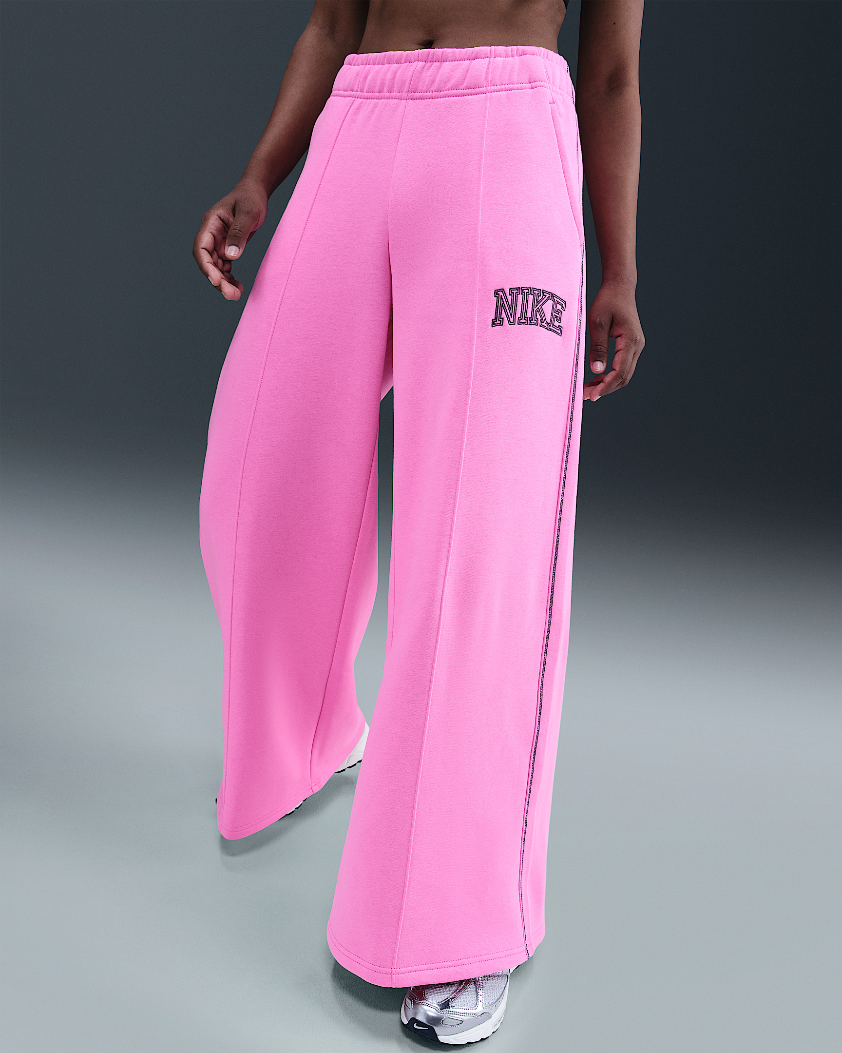 Nike Sportswear Phoenix Fleece Women's Wide-Leg Sweatpants - 2