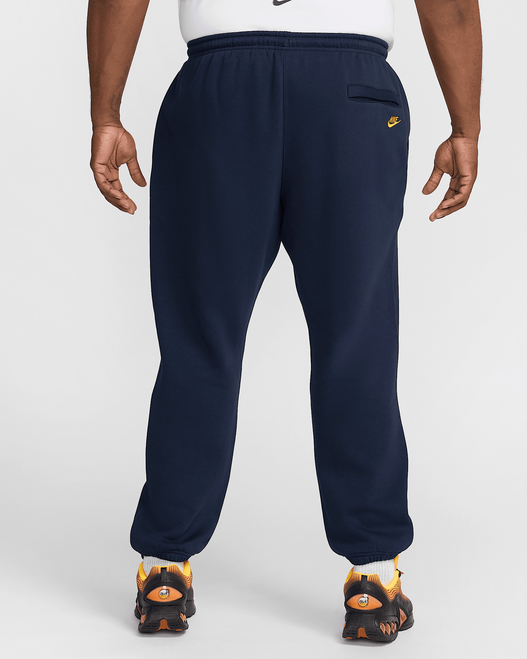 Nike Club Men's Fleece Pants - 7