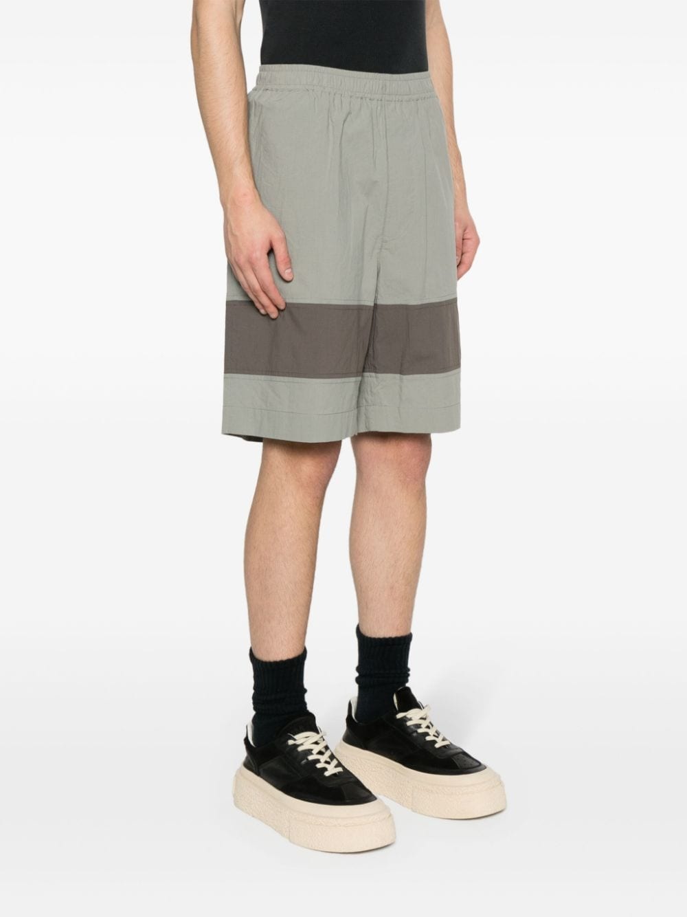colourblock panelled shorts - 3