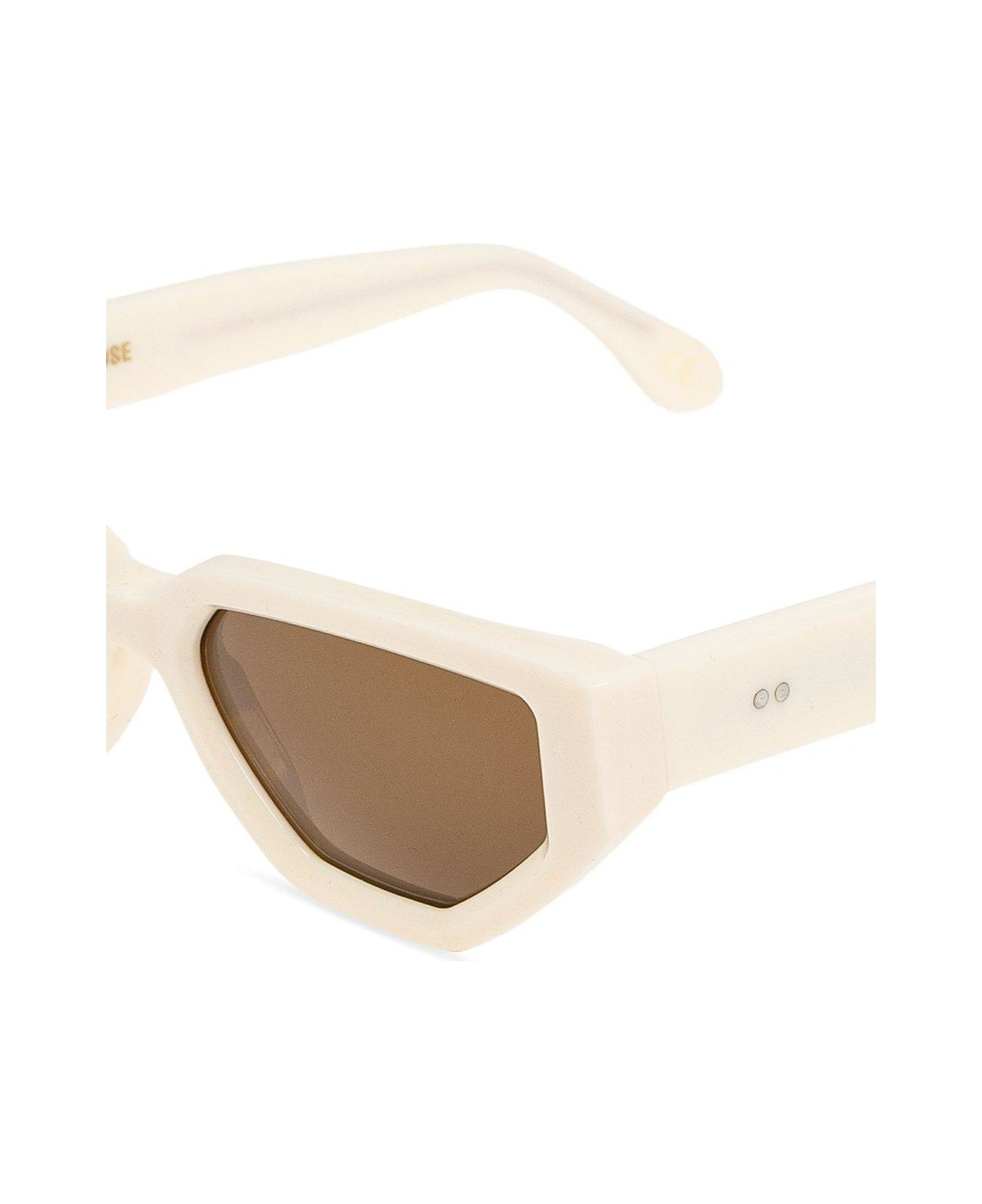 Cat-eye Frame Sunglasses - 3