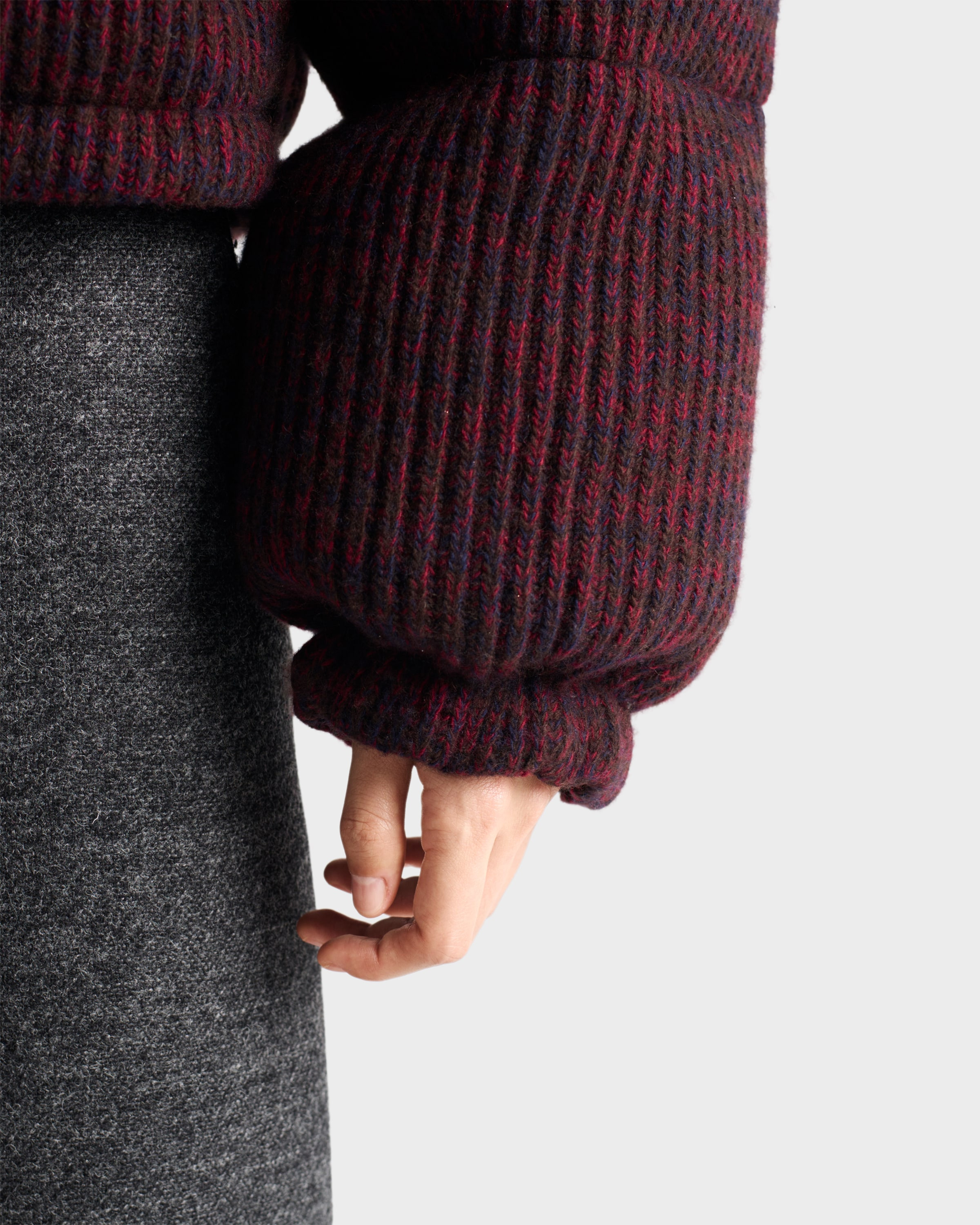 Cropped cashmere and wool down jacket - 4