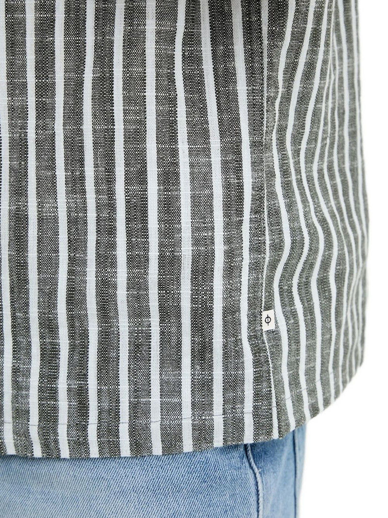 striped short-sleeve shirt 4