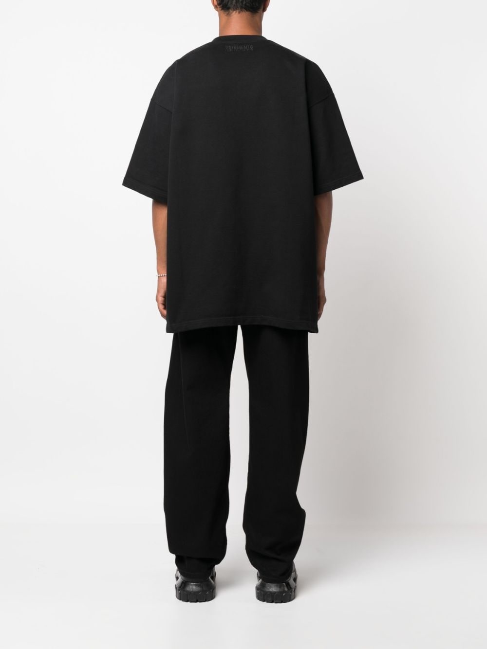 VETEMENTS Java logo-embroidered T-shirt | farfetch | REVERSIBLE