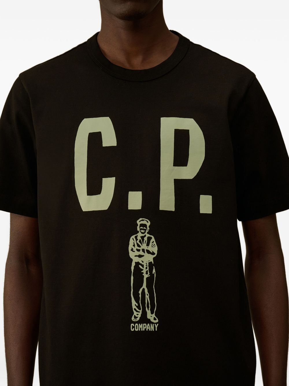 graphic-print t-shirt - 5