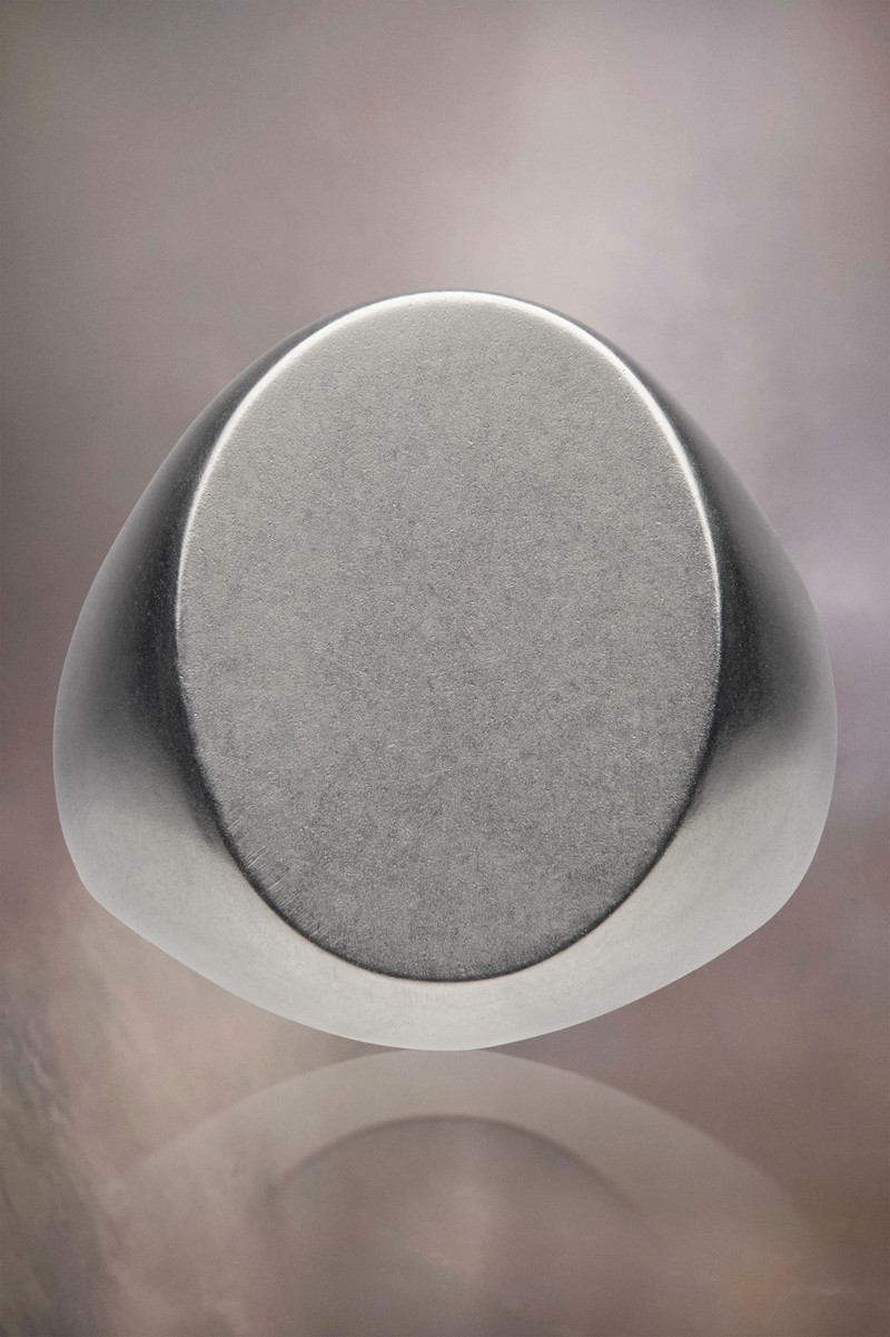 Oval chevalier ring - 1