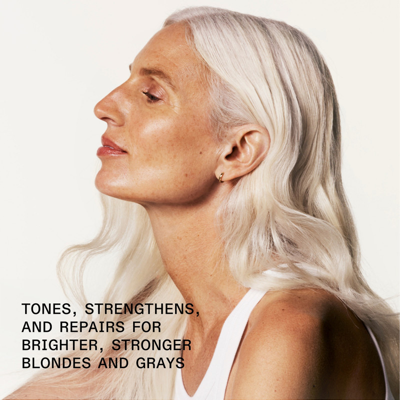 Olaplex No.4P Blonde Hair Hydrating and Brightening Purple Toning Shampoo 250ml 3