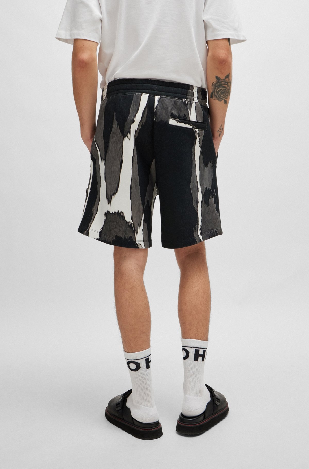 COTTON-TERRY SHORTS WITH CAMOUFLAGE PRINT - 5