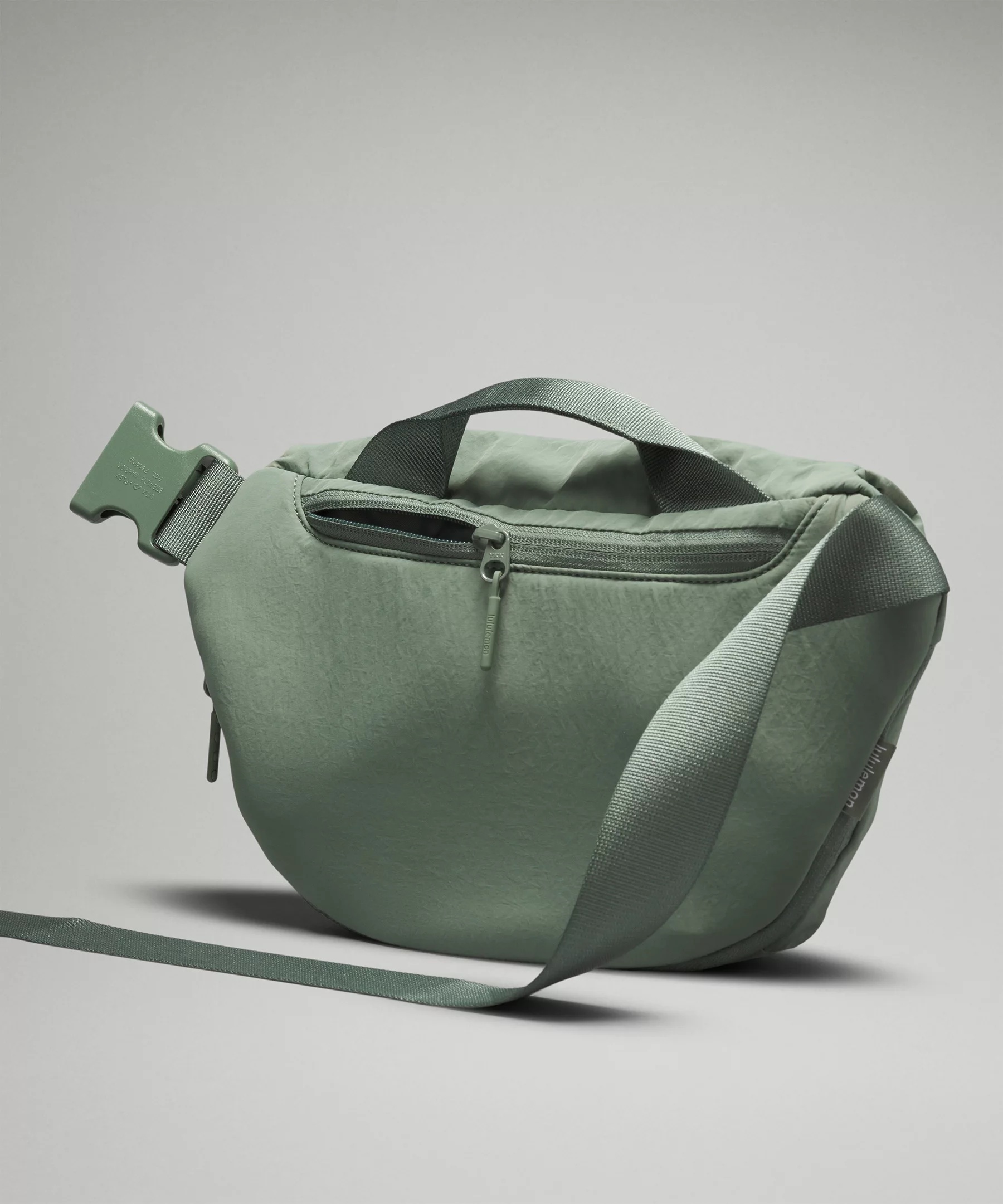 lululemon Curved Crossbody Bag 3L | REVERSIBLE