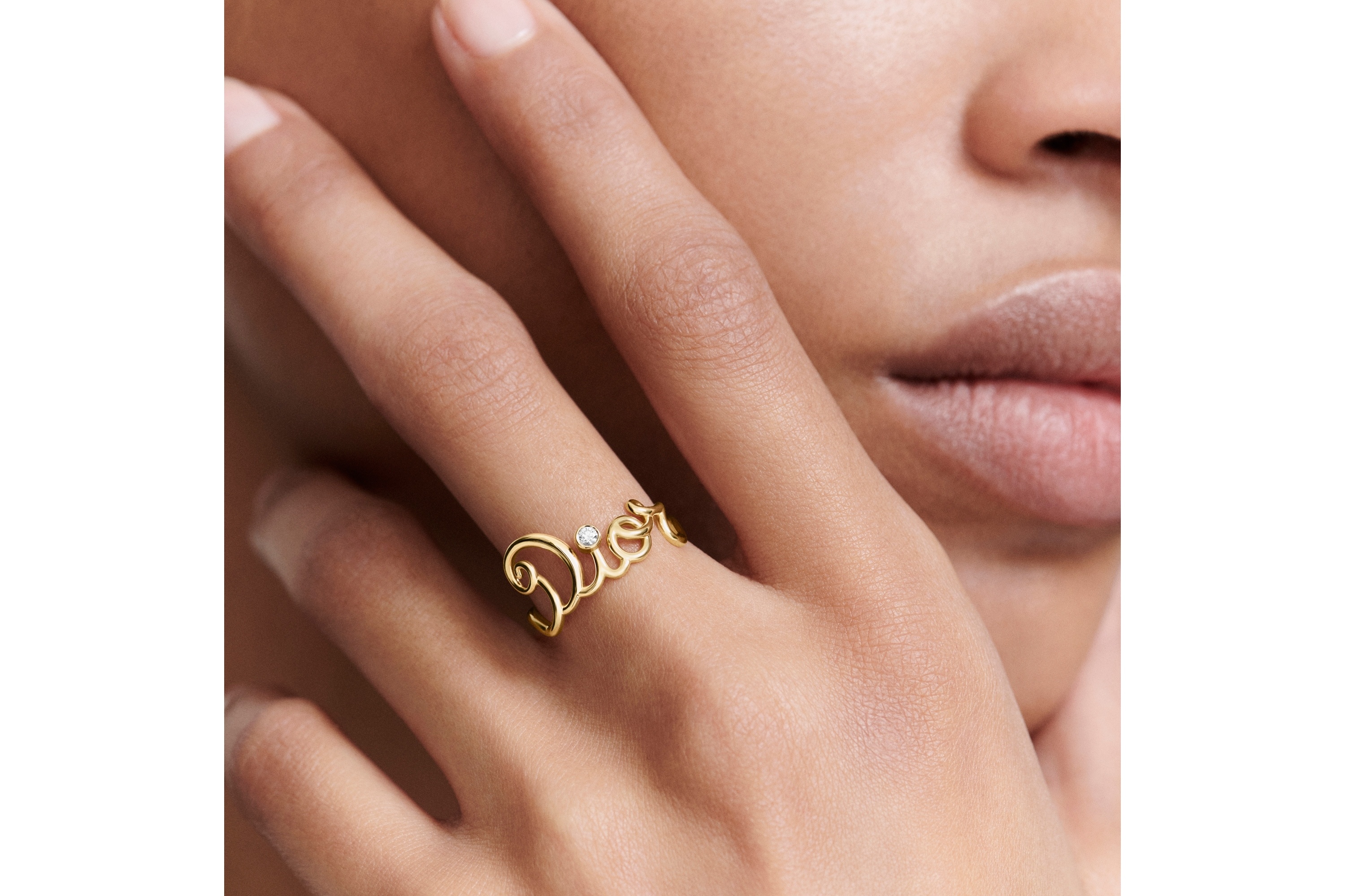 Dioramour Ring - 4