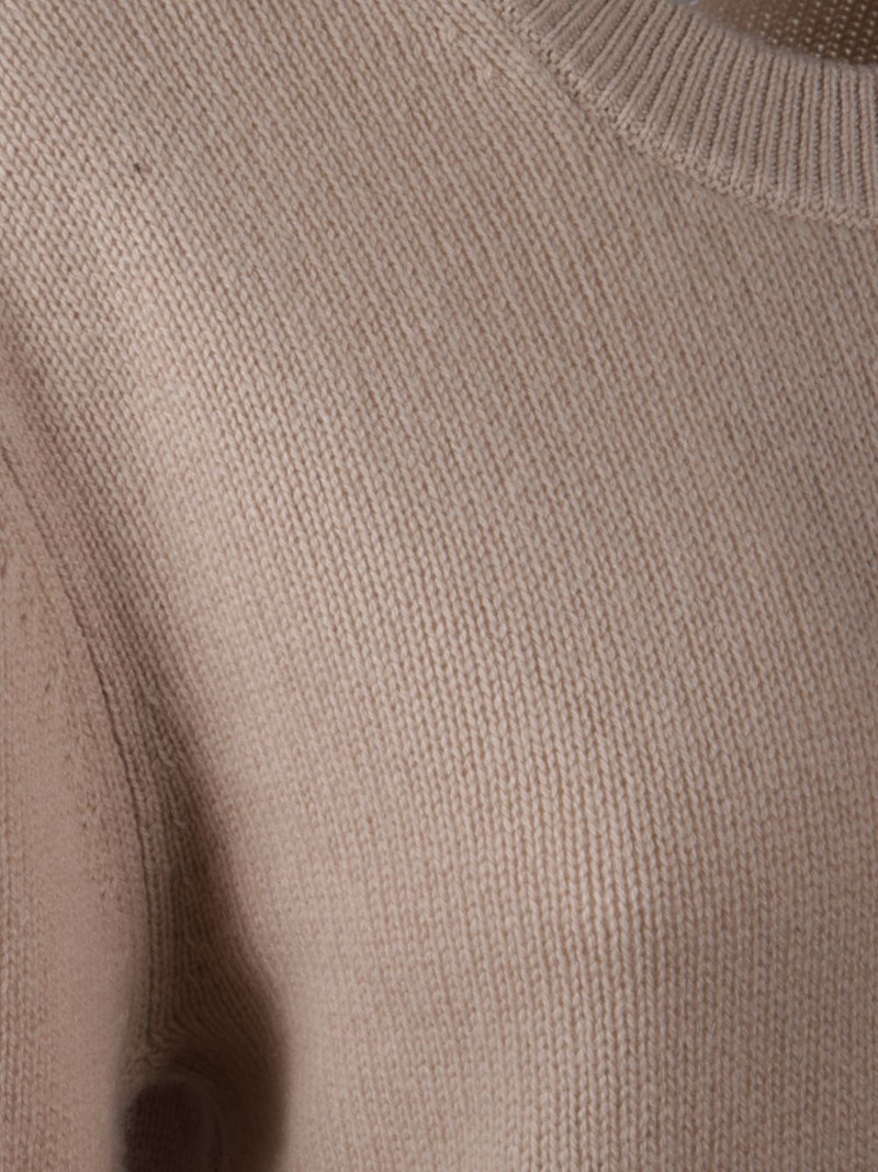 crew-neck sweater 3