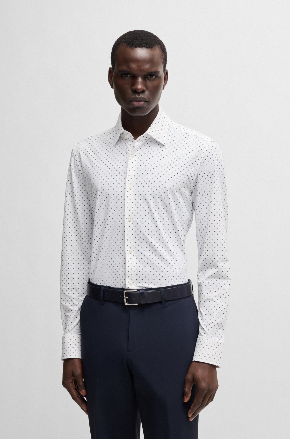 SLIM-FIT SHIRT IN GEOMETRIC-PRINT PERFORMANCE-STRETCH FABRIC - 2