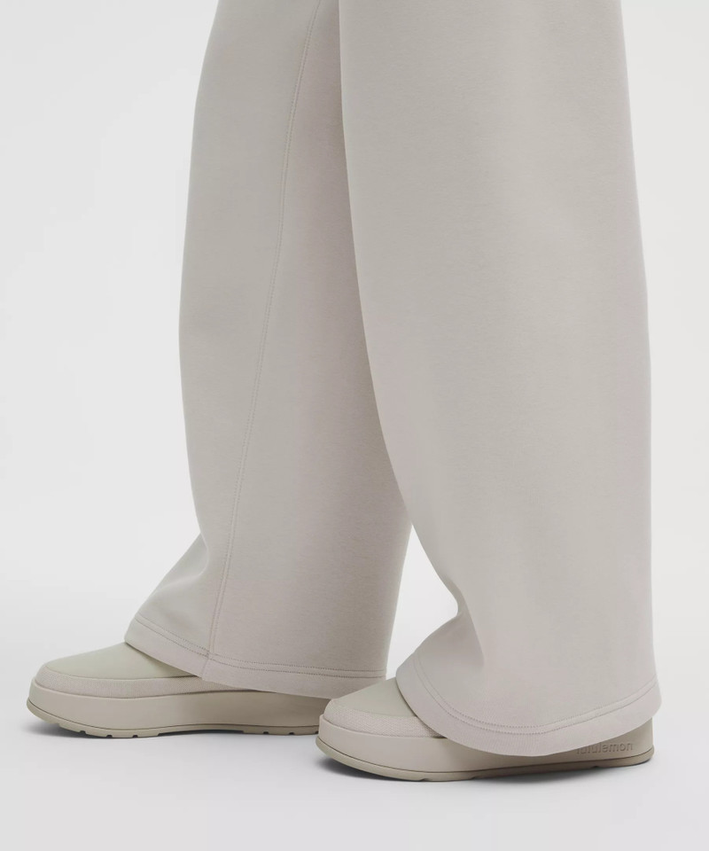 Women's Big Cozy Ultra-Oversized Wide-Leg Pant *Regular 8