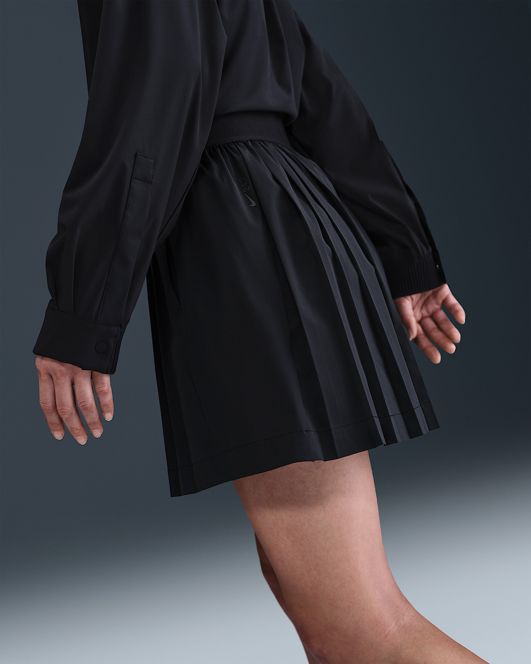 Nike 24.7 PerfectStretch Women's Dri-FIT High-Waisted Loose Pleated Skort - 3