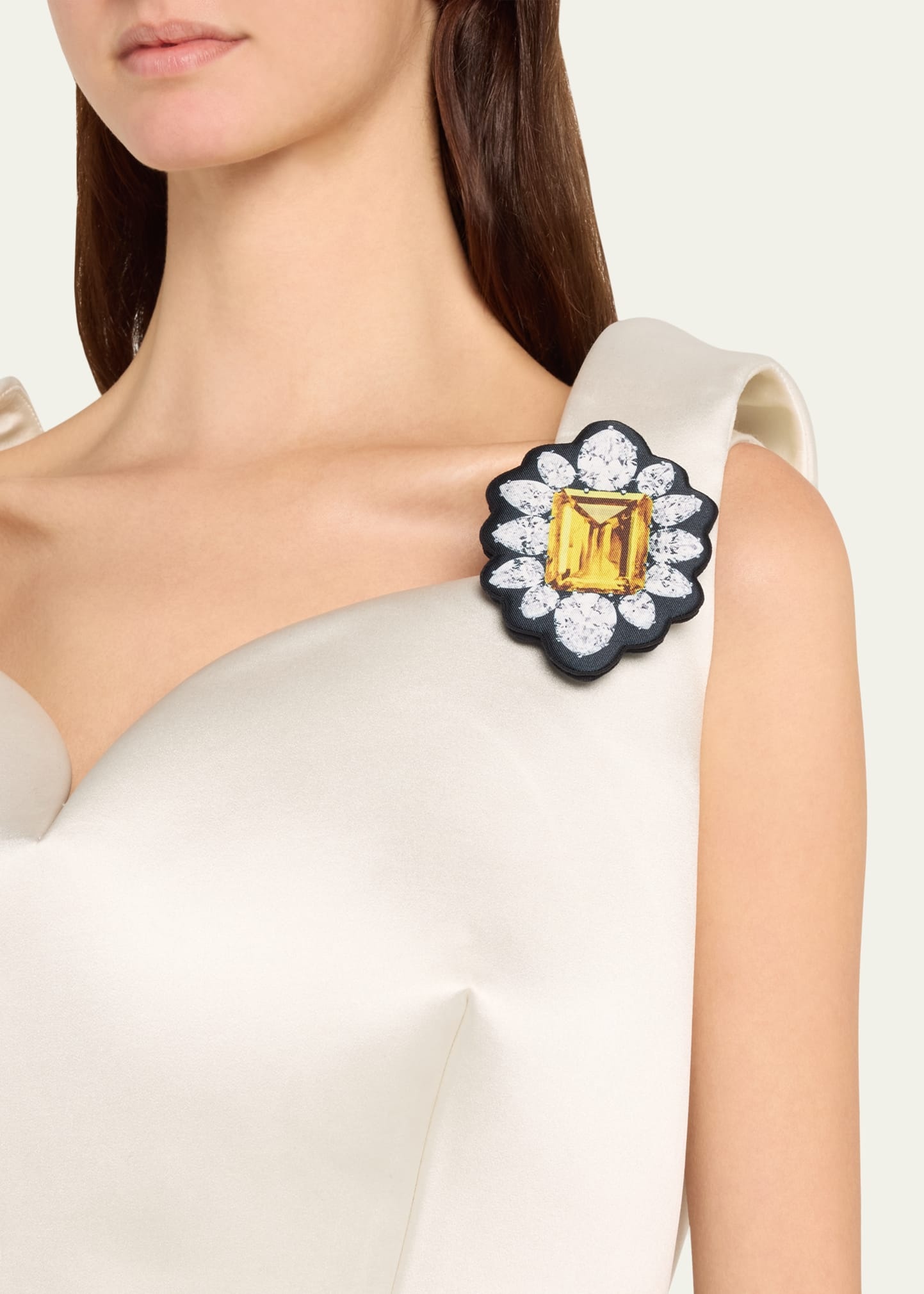 Oversized Cropped Top with Brooch - 5