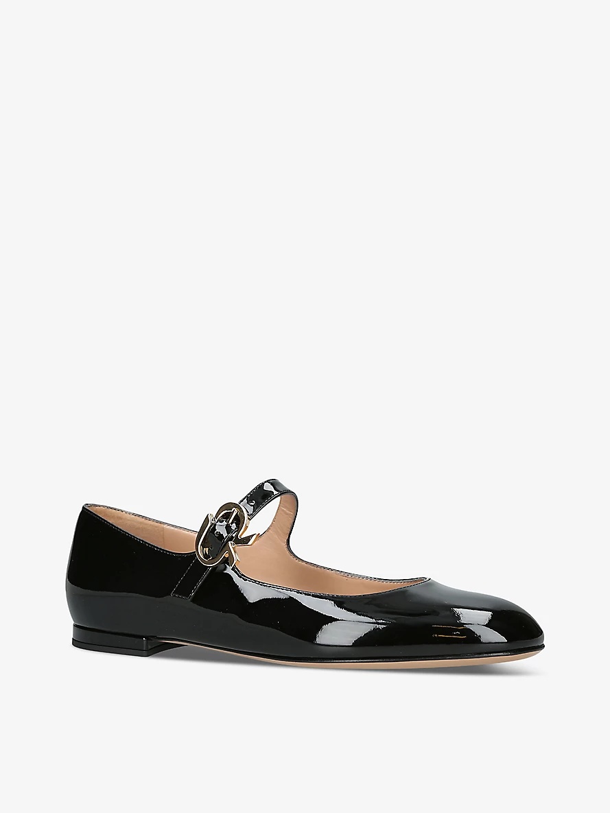 Mary buckle-embellished patent-leather pumps - 3