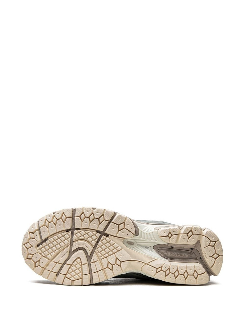 2002R "Kith Pistachio" sneakers 4