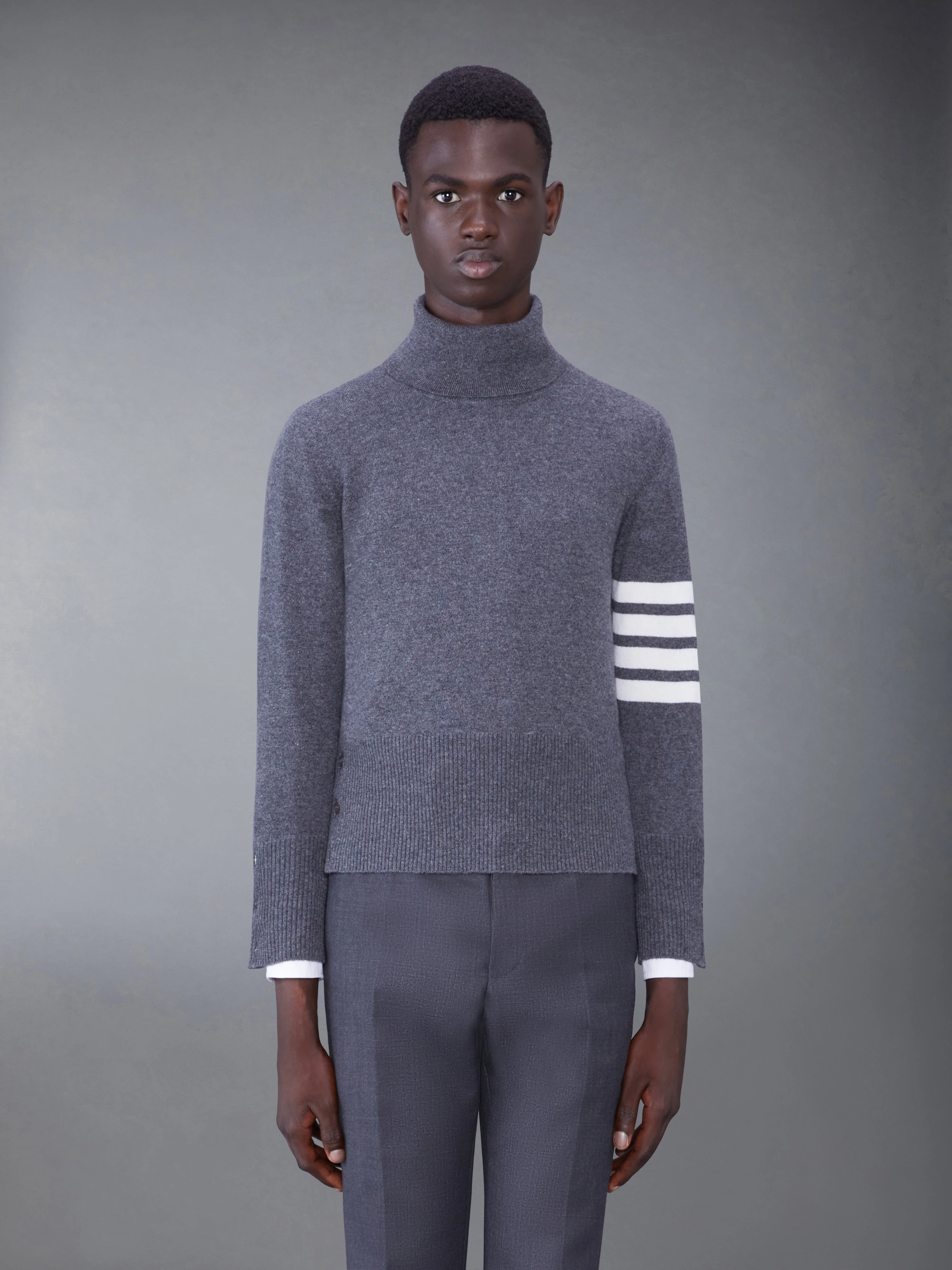 CASHMERE 4-BAR CLASSIC TURTLENECK - 1